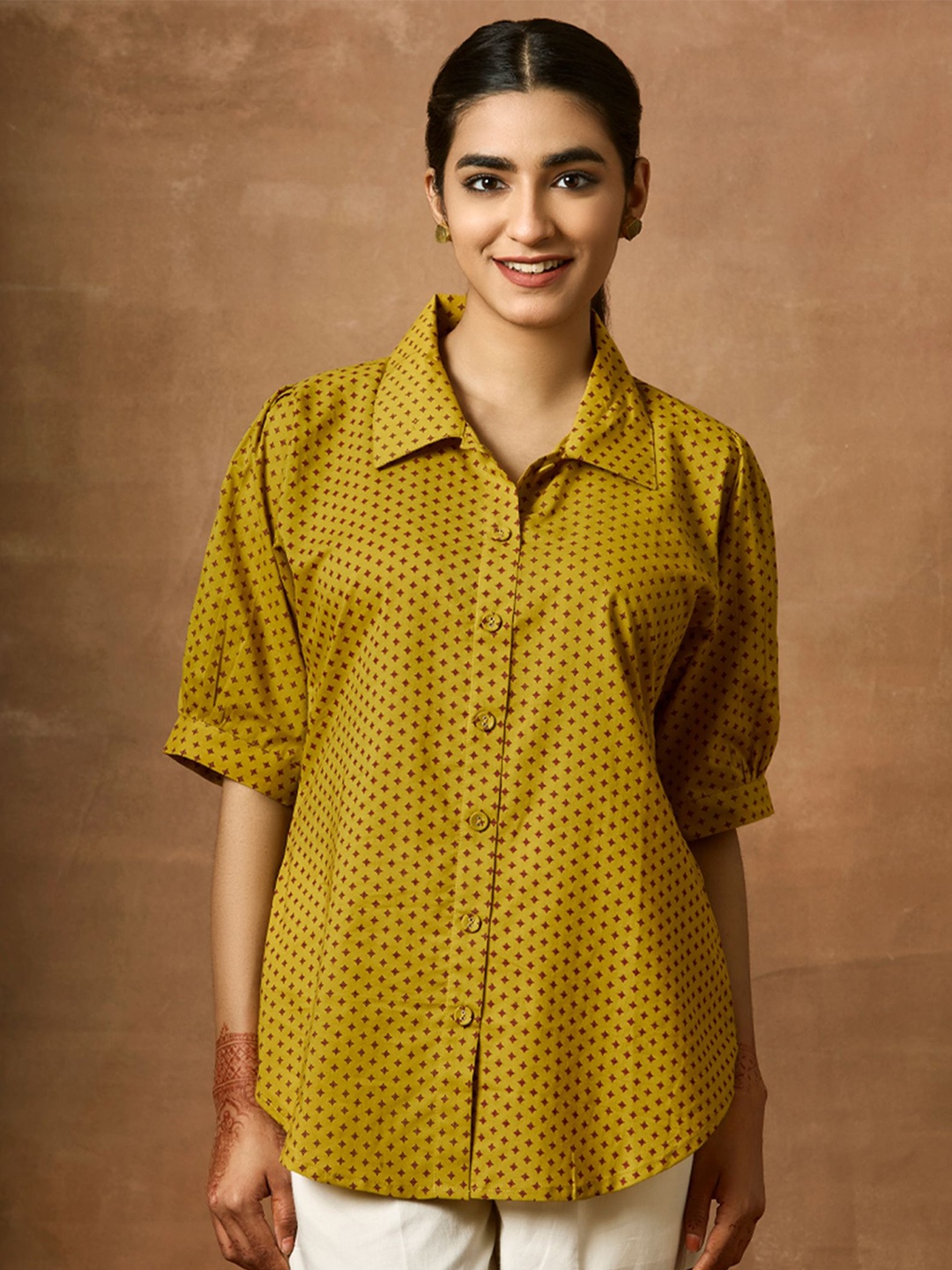 

WOMEN PLUS Women Shirt Collar Geometric Printed Pure Cotton Tunic, Yellow