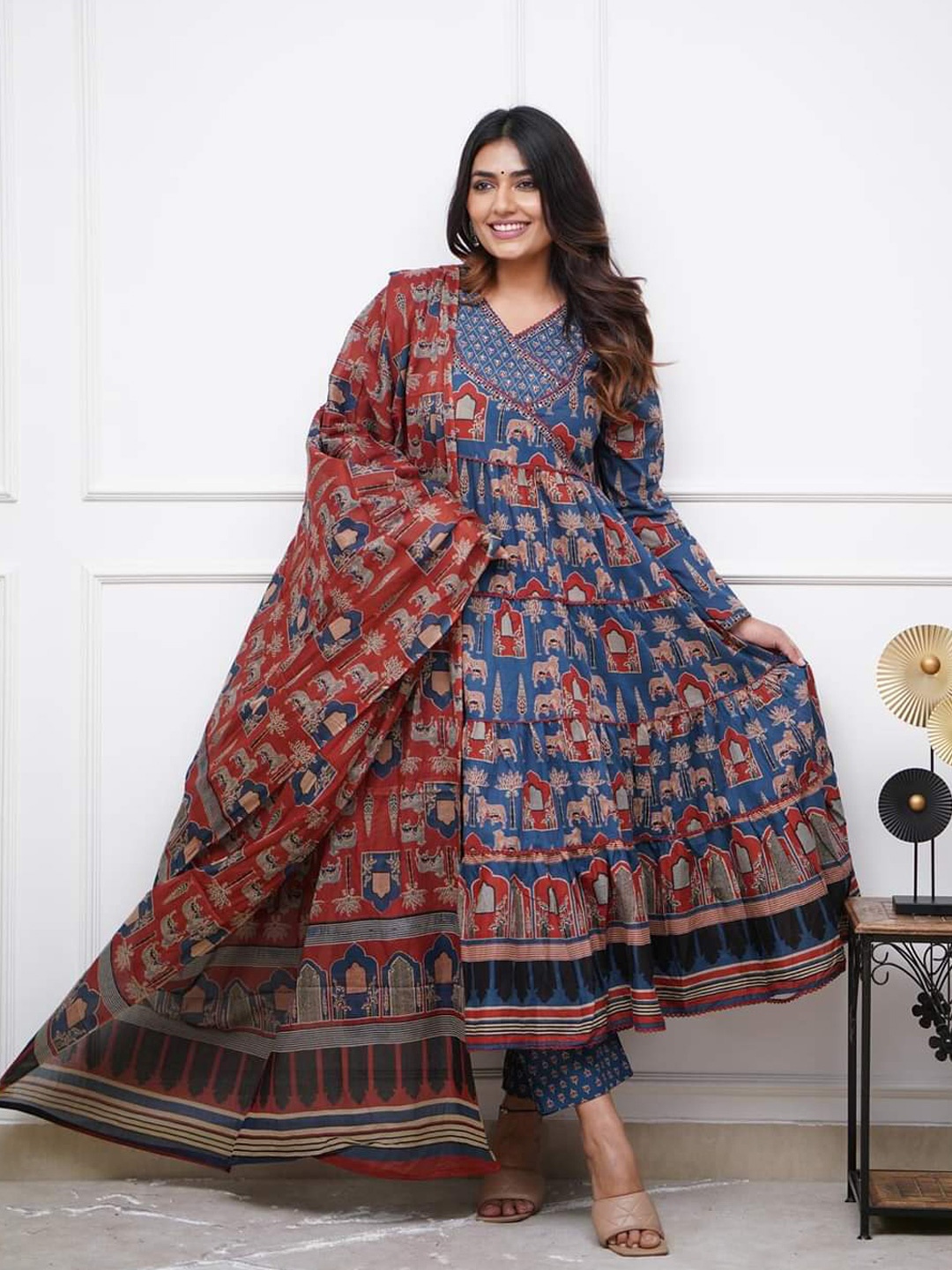 

BAESD Printed Regular Embroidery Pure Cotton Kurta & Pant With Dupatta, Blue