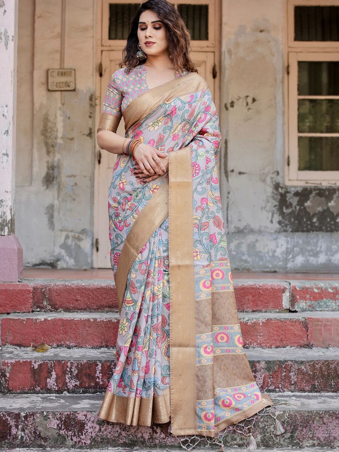

ALMAARI FASHION Ethnic Motifs Zari Pure Silk Jamdani Saree, Grey