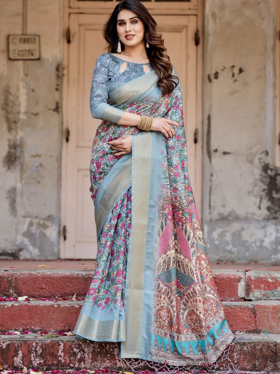 

ALMAARI FASHION Ethnic Motifs Zari Pure Silk Kanjeevaram Saree, Blue