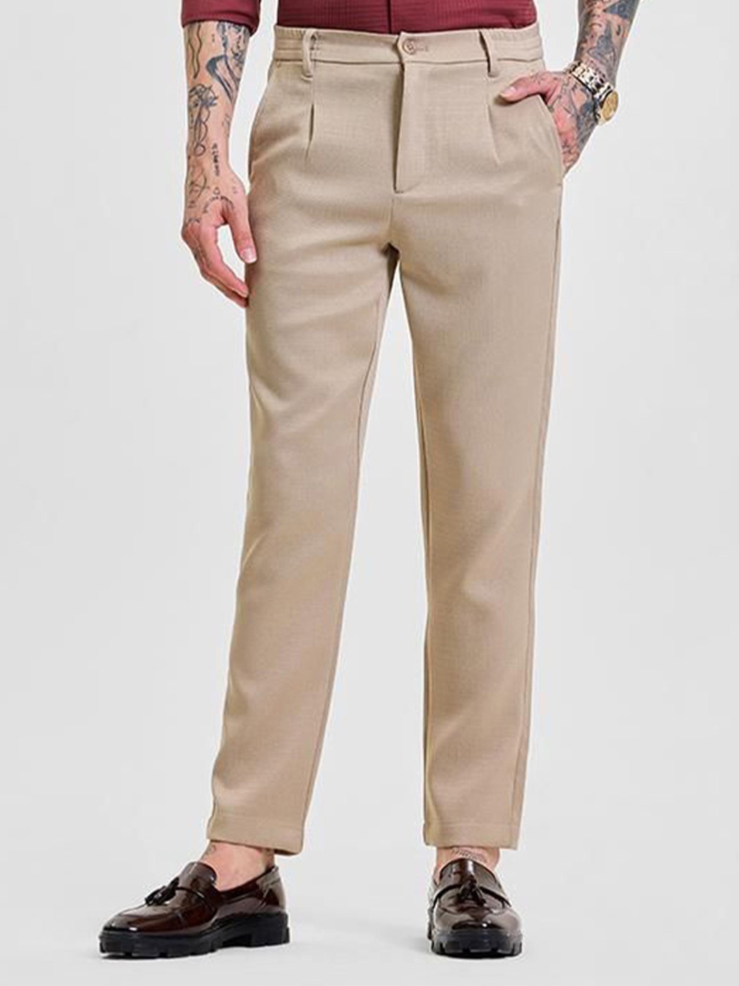 

Snitch Men Beige Self-Design Slim Fit Trousers