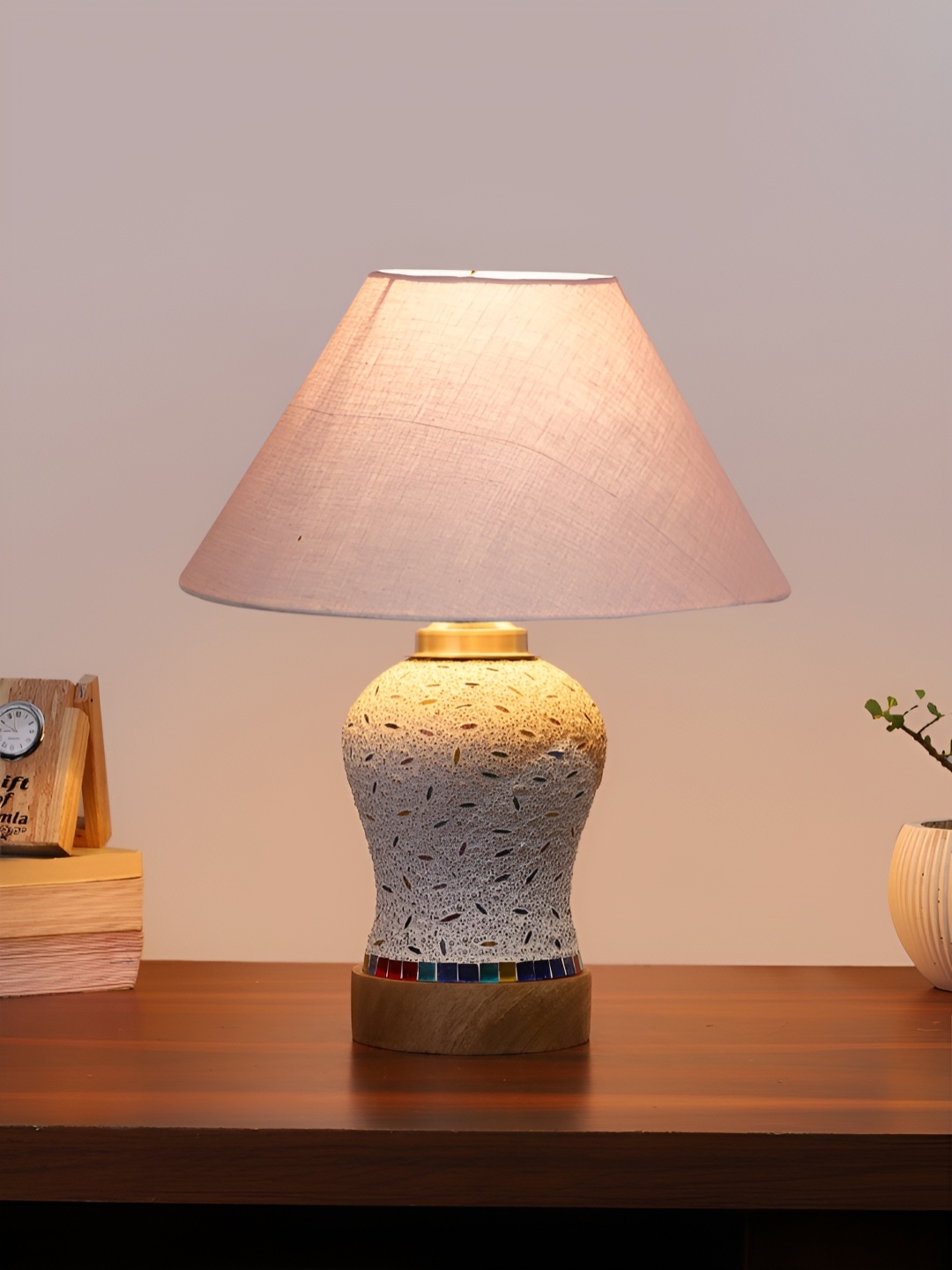 

Devansh Grey & White Printed Frustum Shaped Wooden Table Lamp