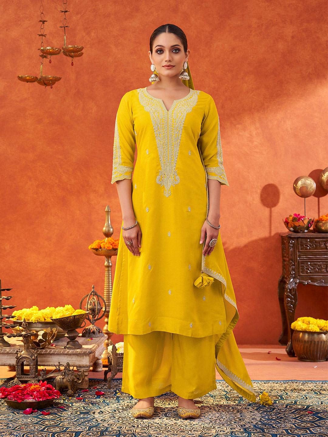 

DIVASTRI Floral Yoke Design Notch Neck Zari Work Straight Kurta With Palazzos & Dupatta, Yellow