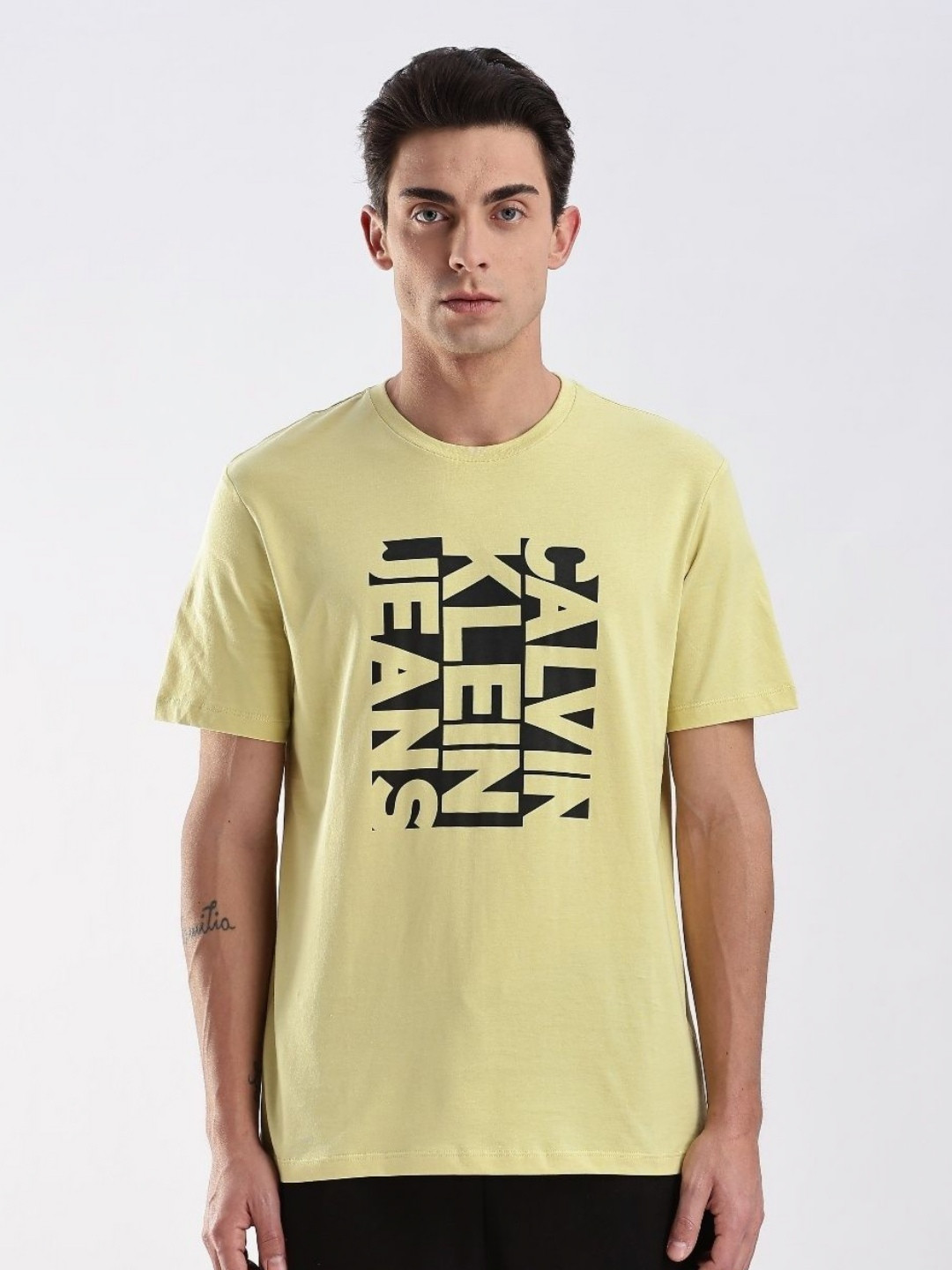 

Calvin Klein Jeans Men Brand Logo Printed T-shirt, Yellow