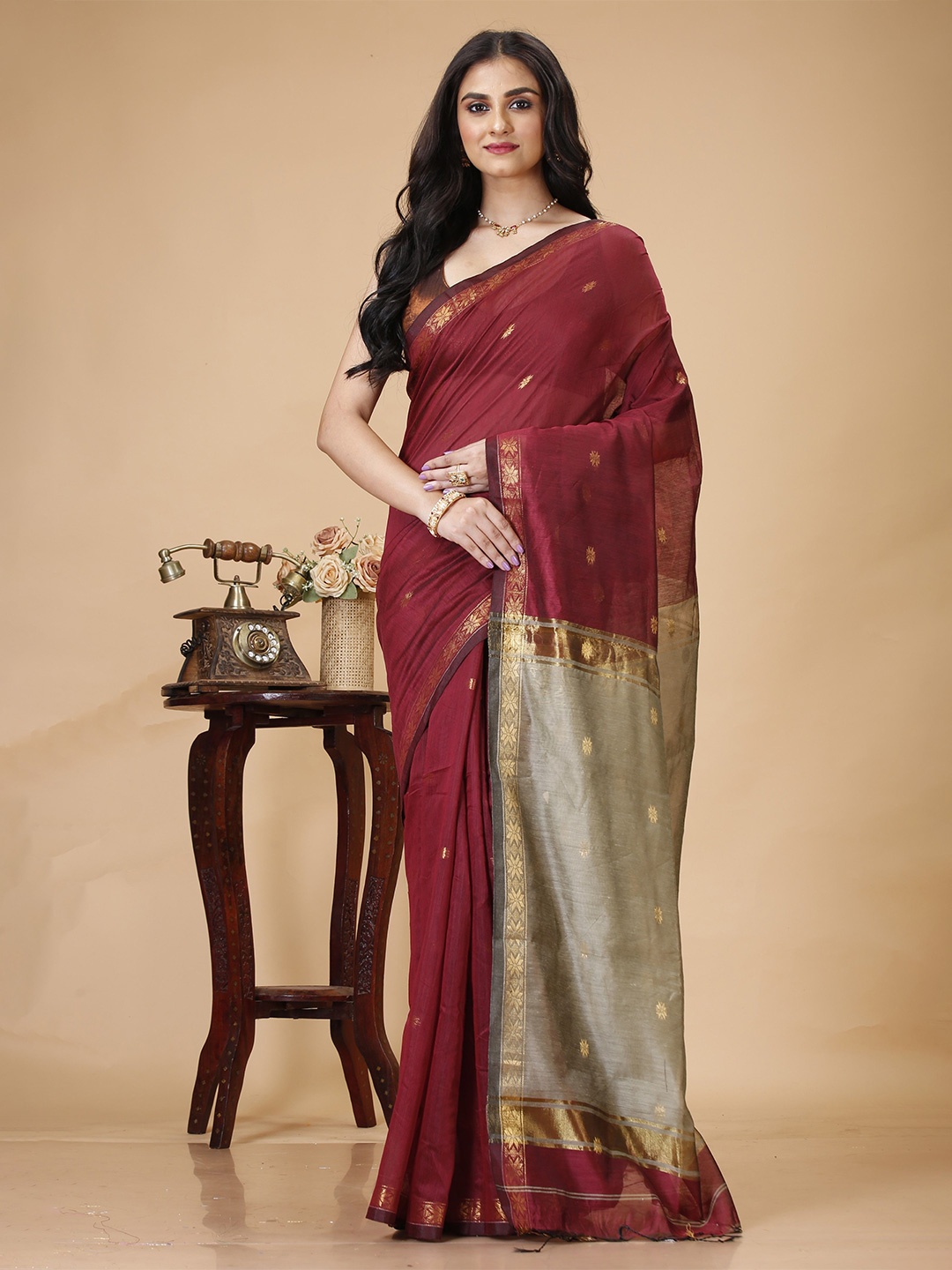 

SLAGHA Woven Design Zari Silk Cotton Taant Saree, Maroon