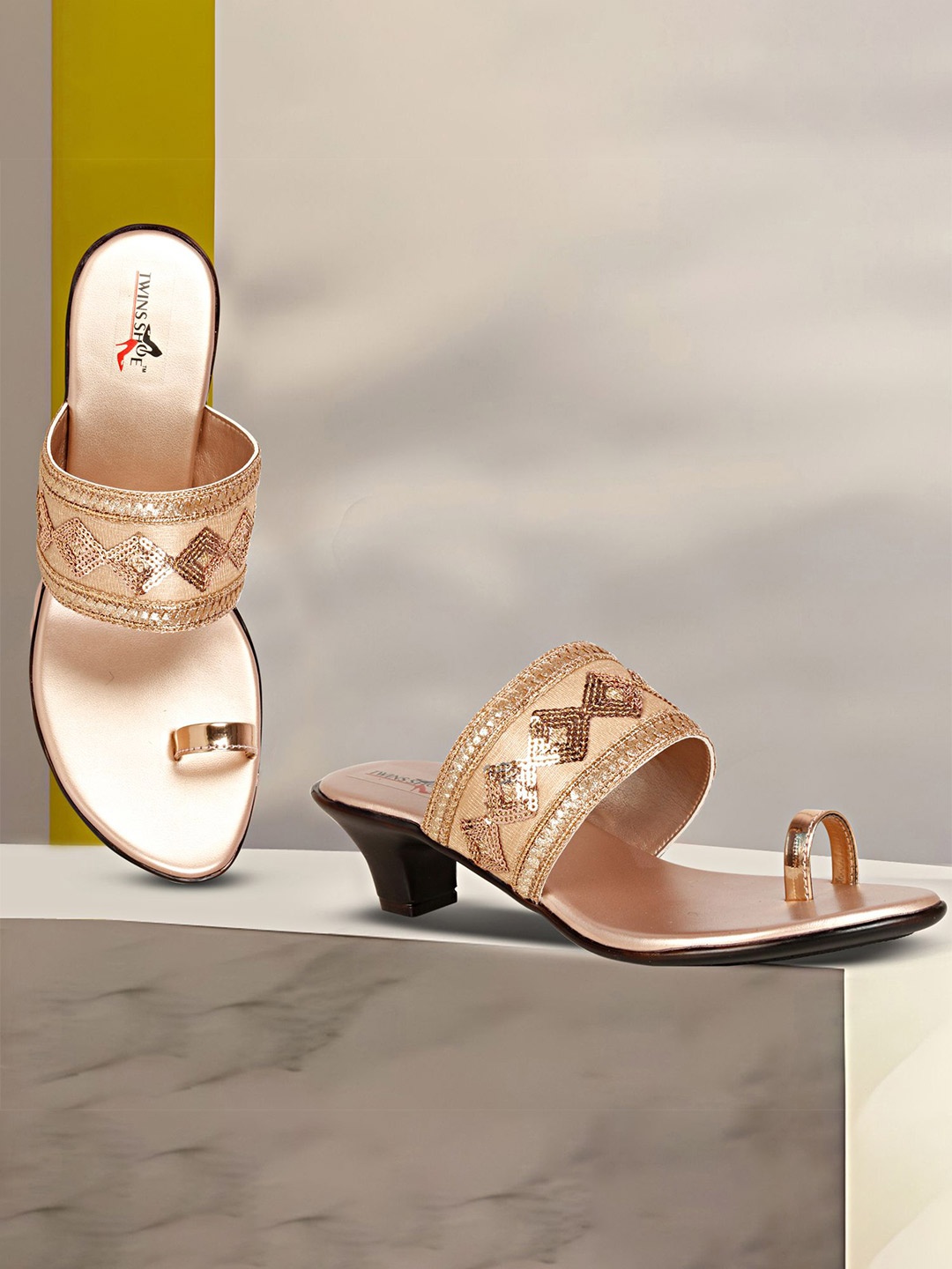 

TWINSSHOE Women Embellished Sandals Heels, Rose gold