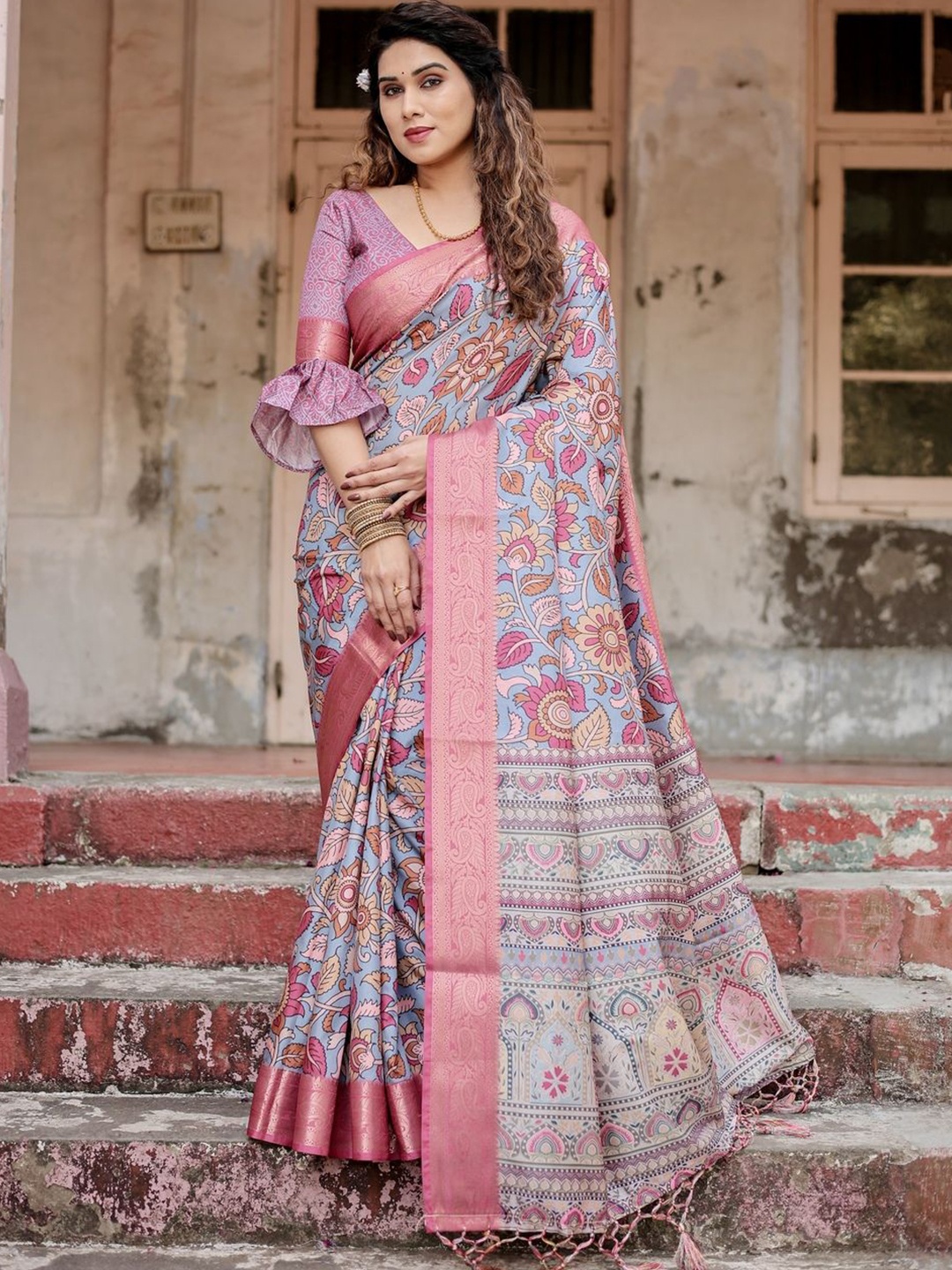 

ALMAARI FASHION Ethnic Motifs Printed Zari Pure Silk Banarasi Saree, Pink
