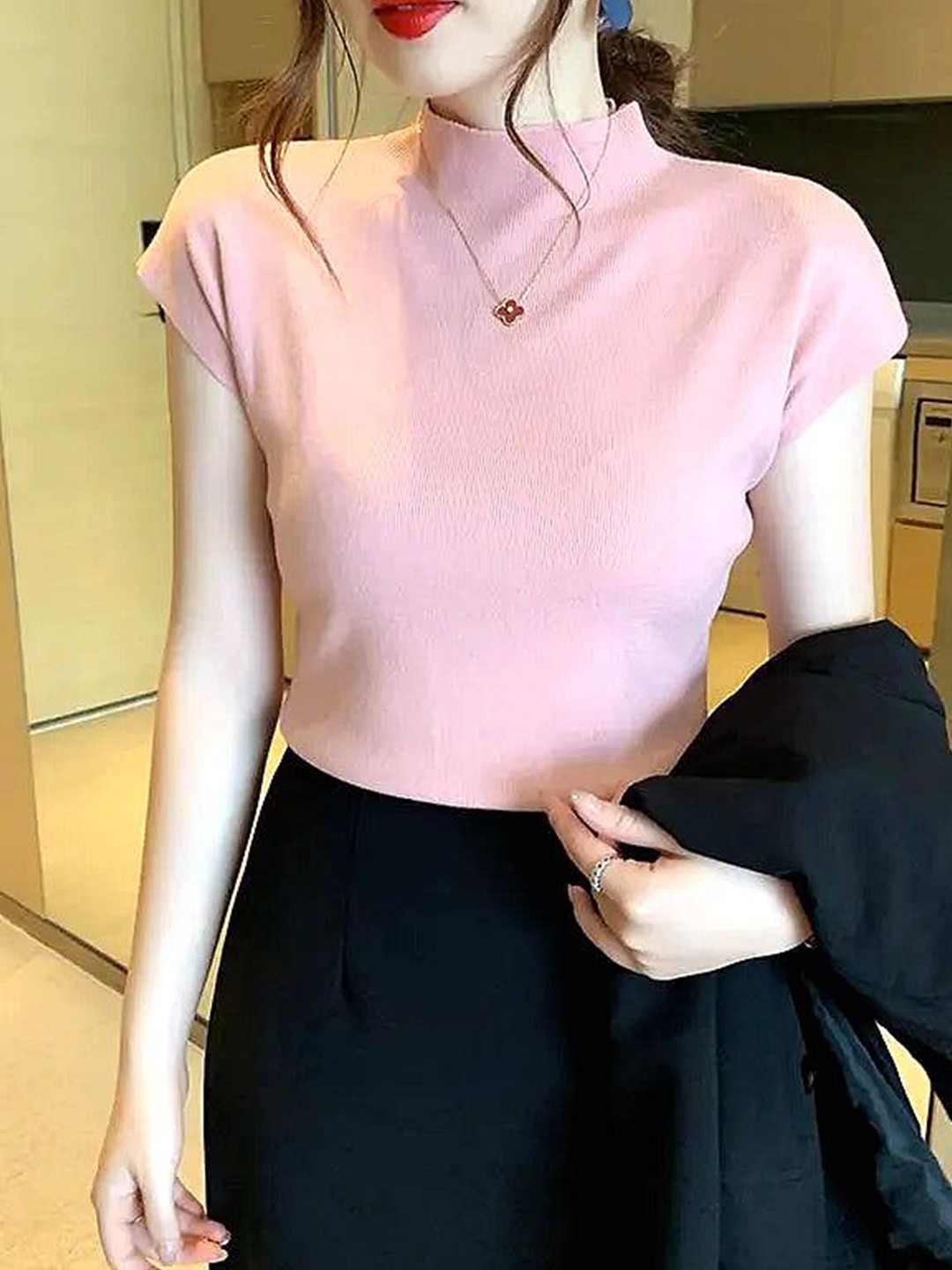

Outzidr Extended Sleeves Top, Pink