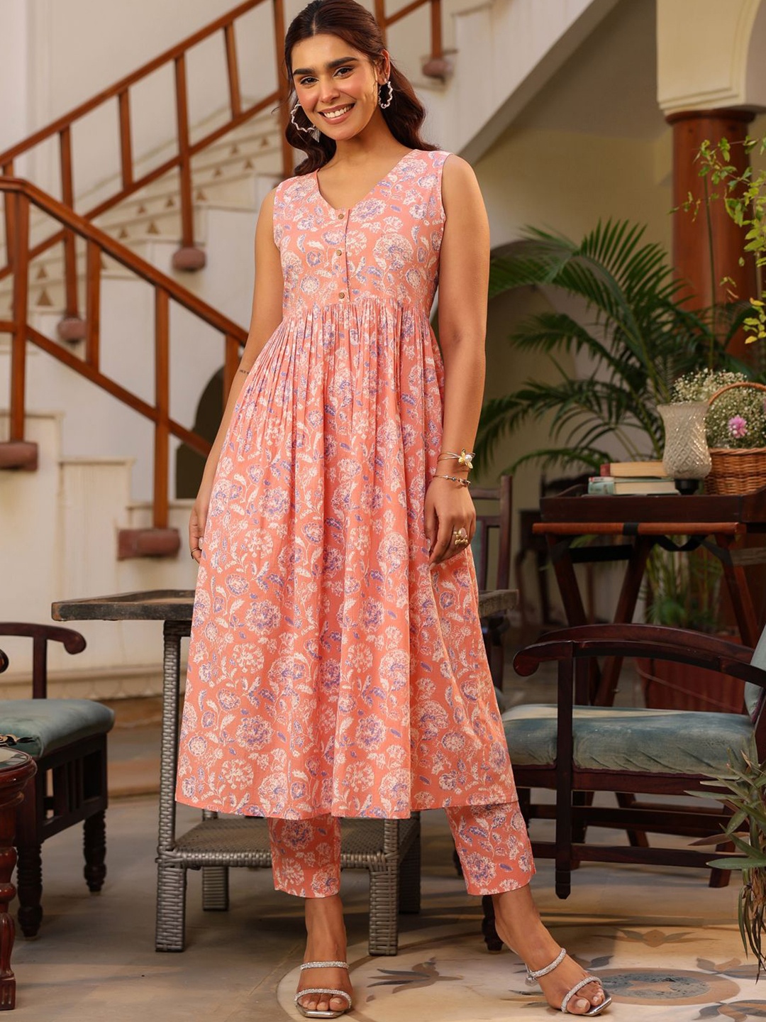 

Janasya Floral Printed Pure Cotton A Line Kurta With Trousers, Coral