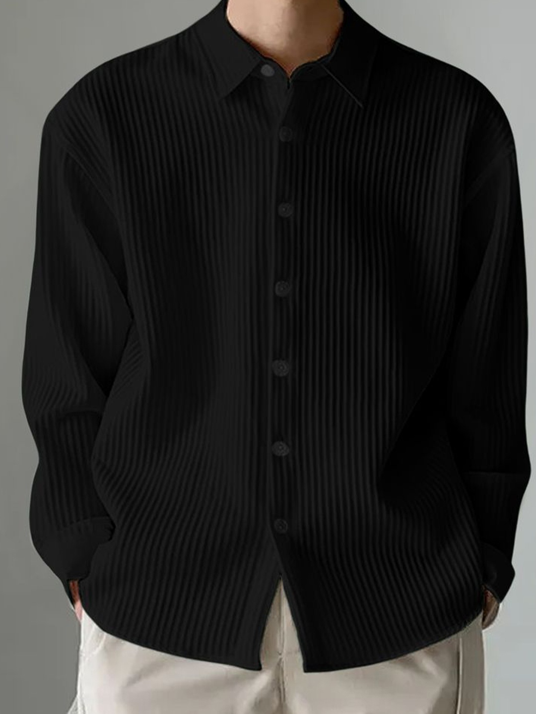 

Zoitgiest Men Premium Opaque Striped Casual Shirt, Black