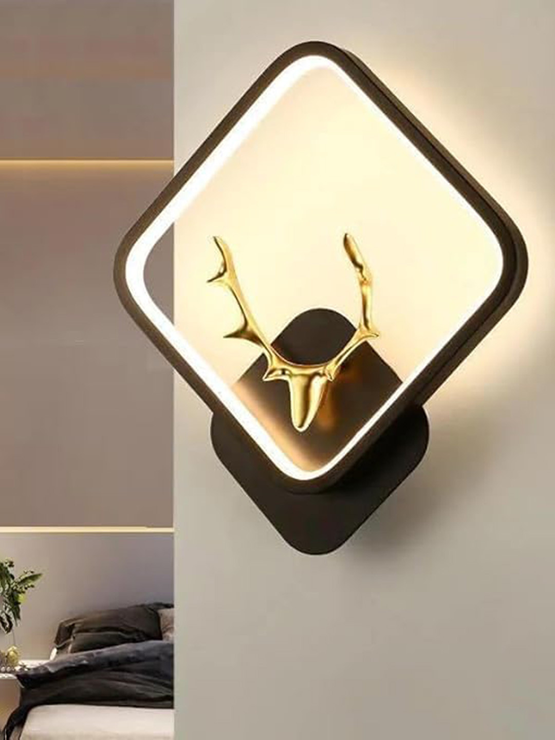 

KINIS Yellow & Black Printed Acrylic Square Shaped Wall Lamp