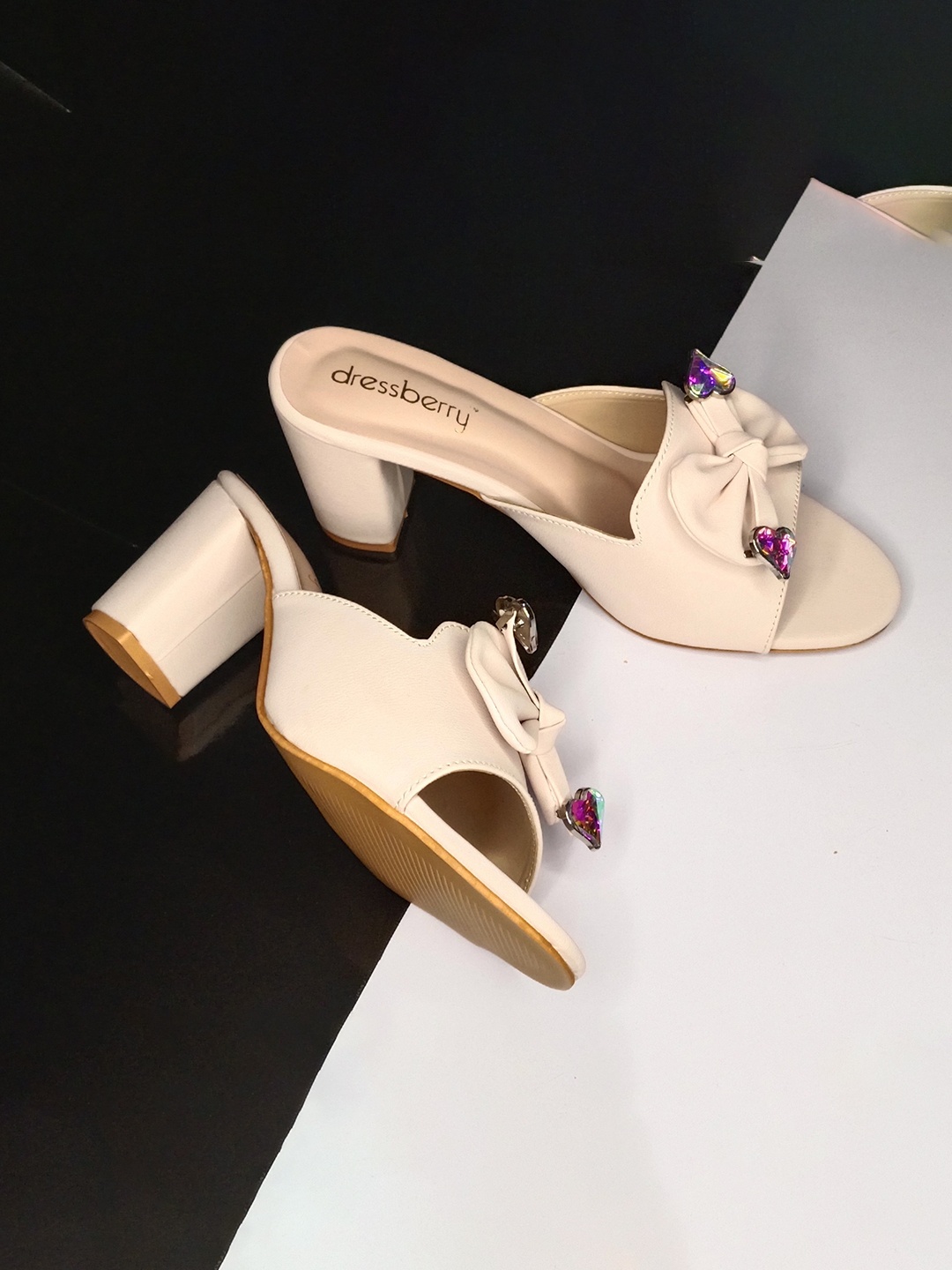 

DressBerry Women Western Embellished Open Toe Party Block Sandals, Cream
