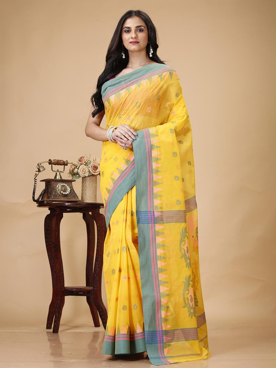 

SLAGHA Woven Design Pure Cotton Taant Saree, Yellow