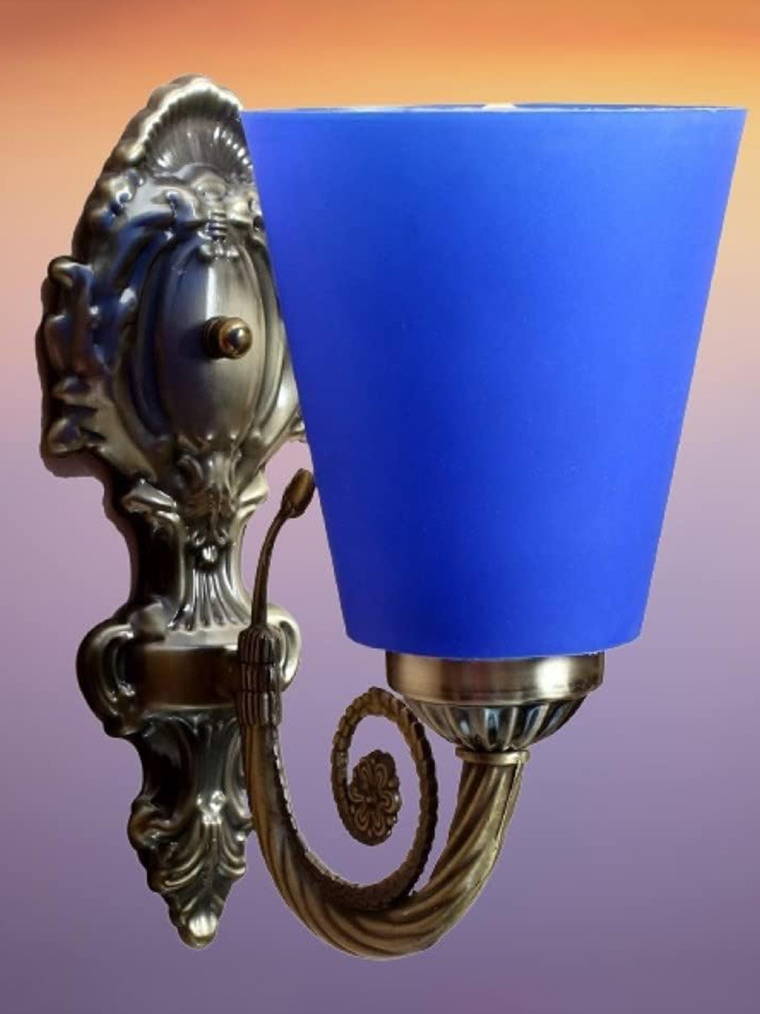 

KINIS Blue & Back Metal Frustum Shaped Wall Lamp