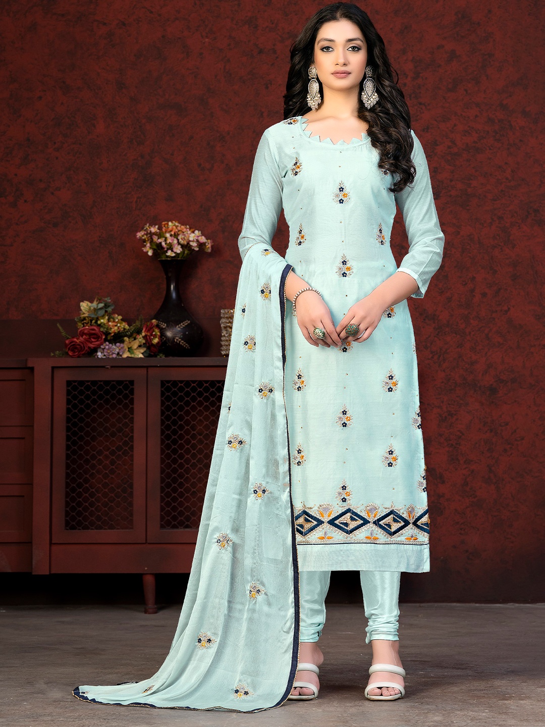 

SHADOW & SAINING Floral Embroidered Beads & Stones Unstitched Dress Material, Sea green
