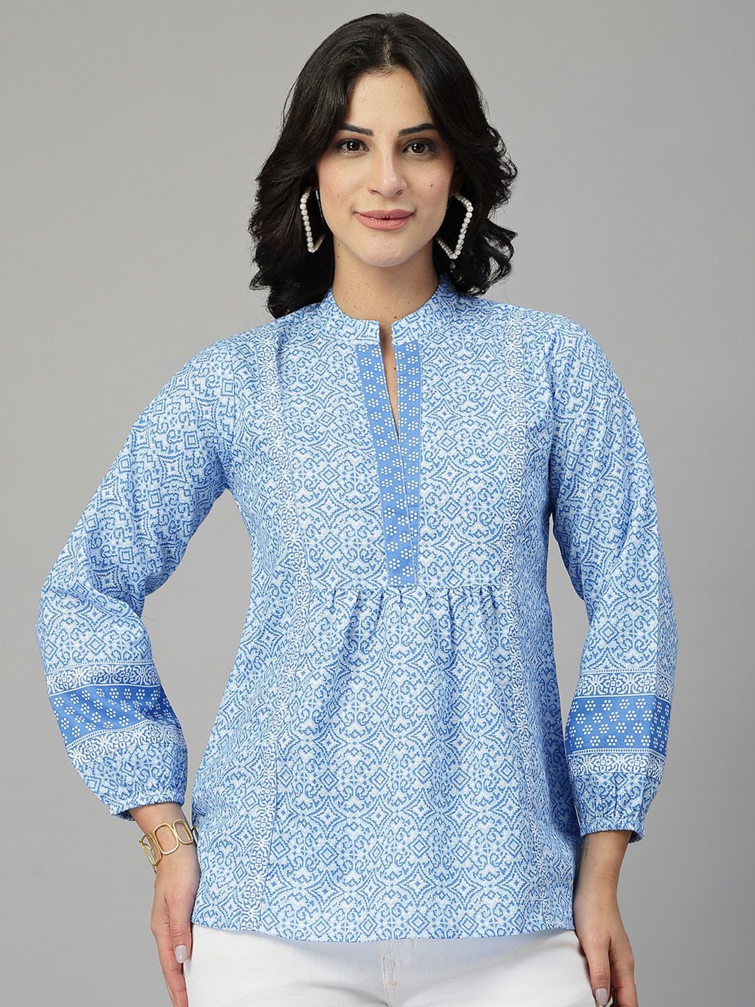 

Style Quotient Print Bishop Sleeves Top, Blue