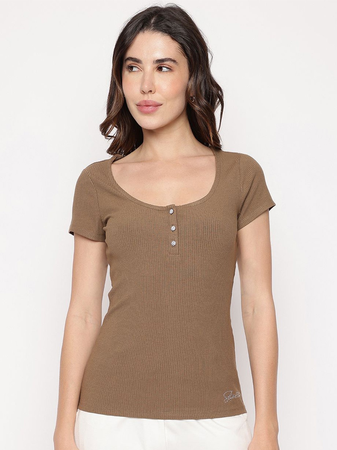 

GUESS Top, Brown