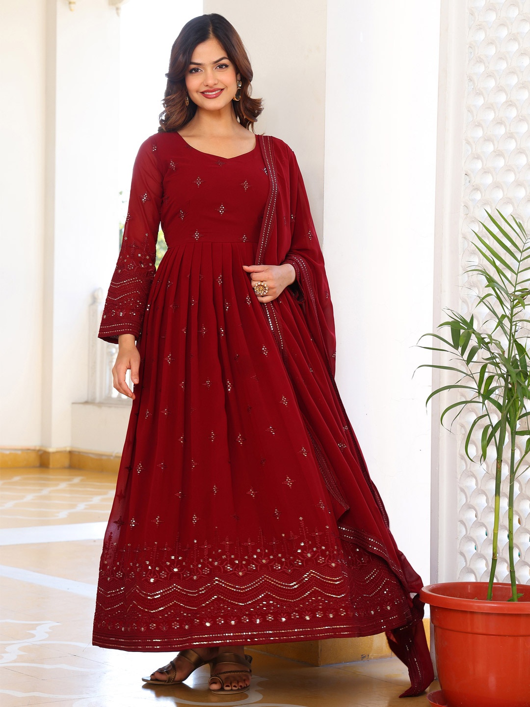 

KALINI Floral Embroidered Sweetheart Neck Silk Georgette Kurta With Pyjamas And Dupatta, Maroon