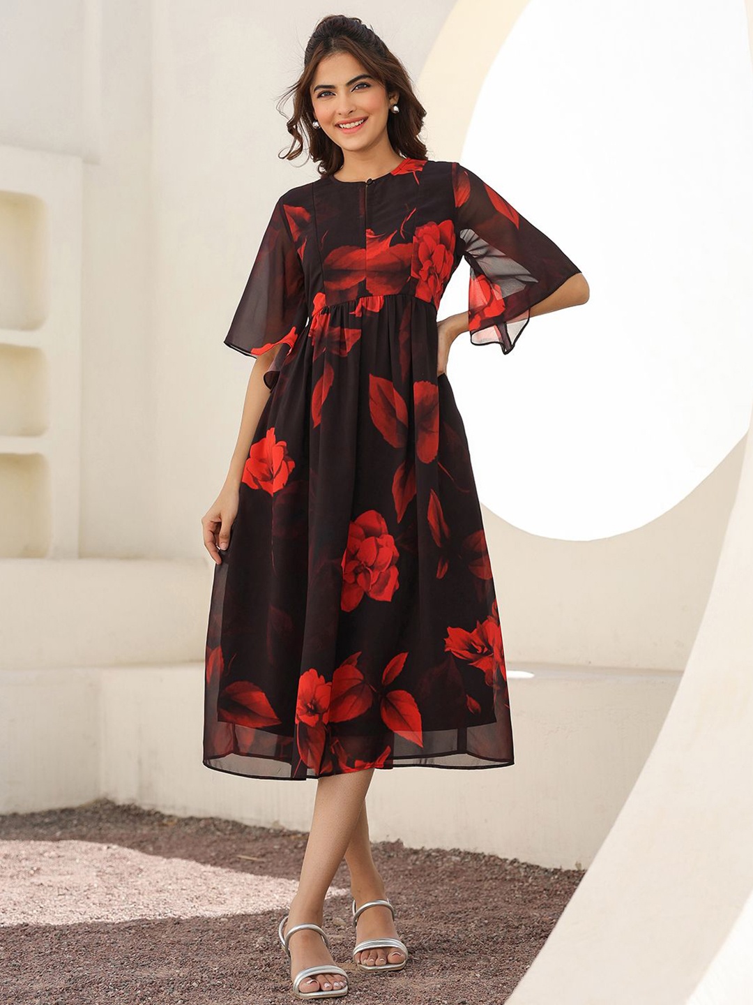 

Janasya Women Black Floral Printed A-line Dress