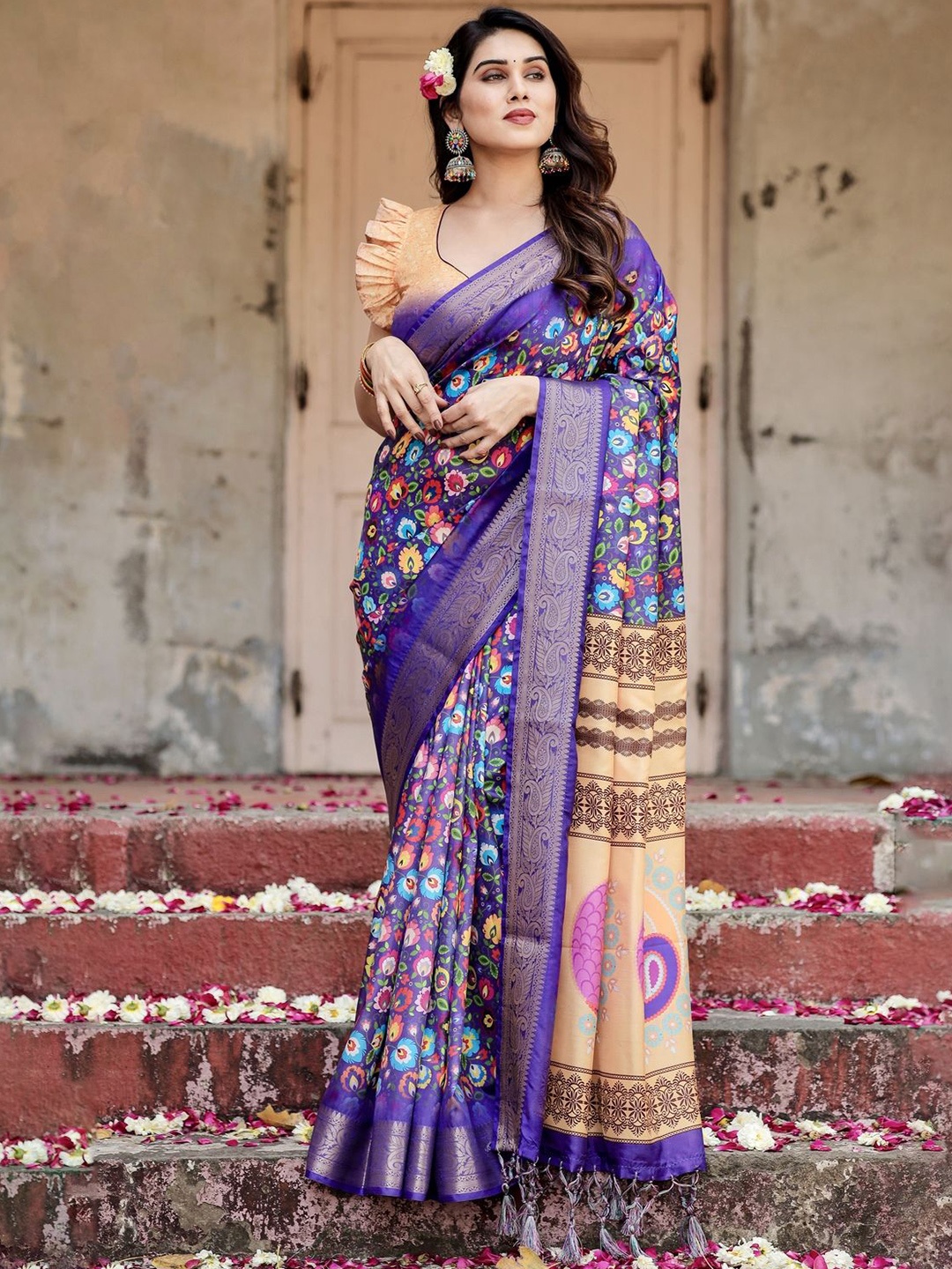 

ALMAARI FASHION Ethnic Motifs Zari Kanjeevaram Saree, Purple