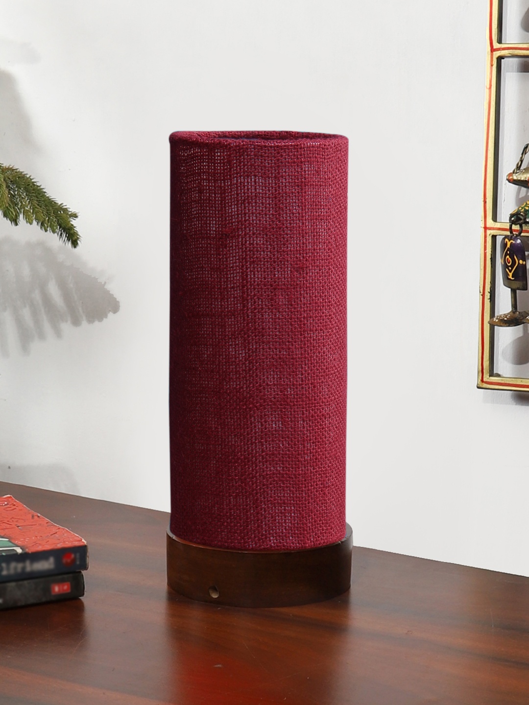 

Devansh Maroon Textured Wooden Contemporary Cylindrical Shaped Table Lamp