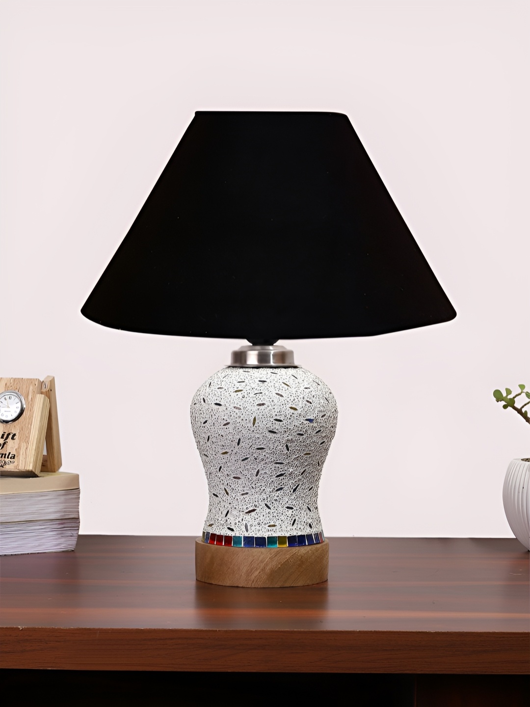 

Devansh Black & White Printed Frustum Shaped Wooden Table Lamp