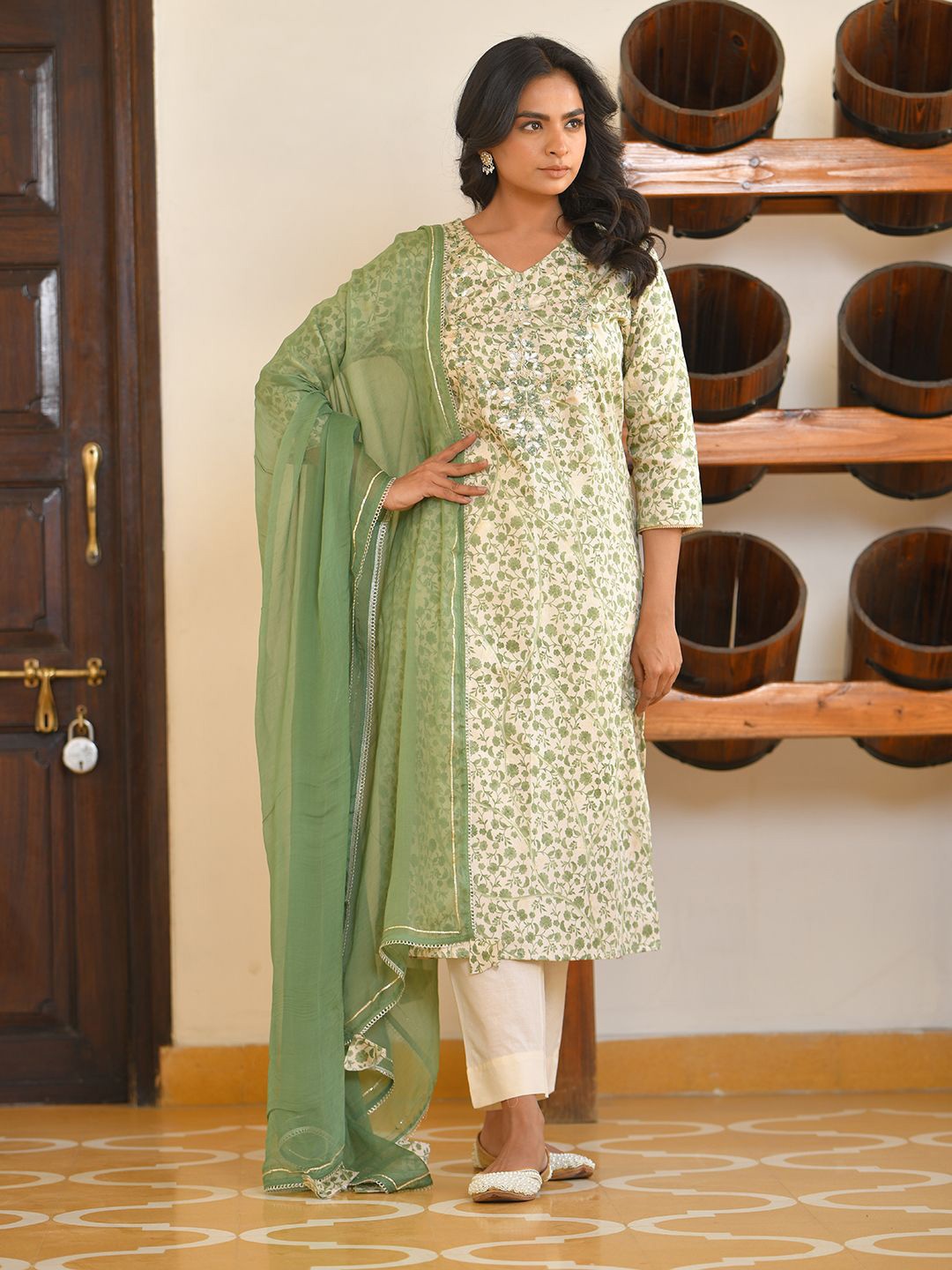 

VAASVA JAIPUR Floral Printed V-Neck Pure Cotton Straight Kurta With Trousers & Dupatta, Cream