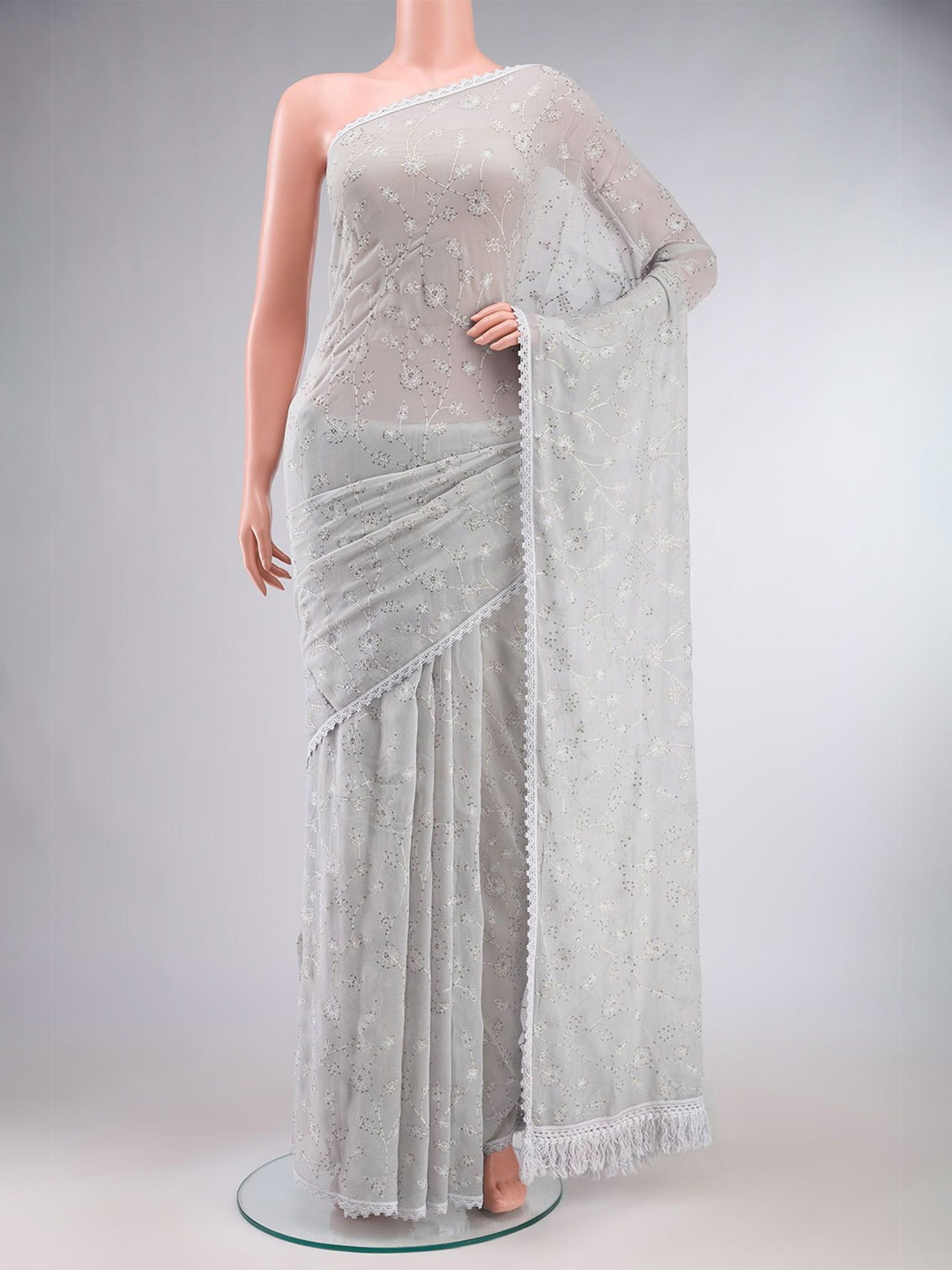 

Nalli Floral Embroidered Sequinned Saree, White