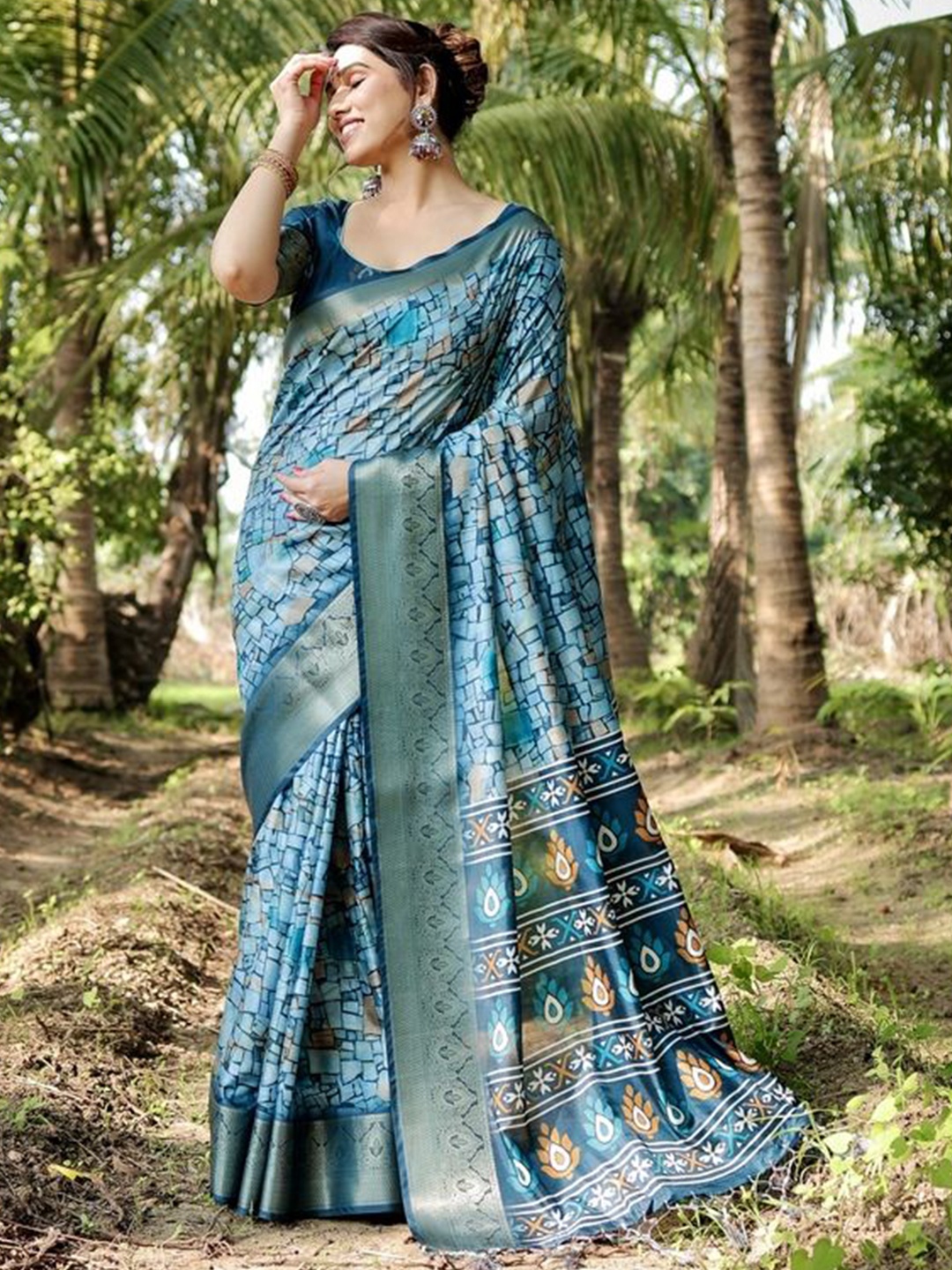 

ALMAARI FASHION Printed Pure Silk Tussar Saree, Blue