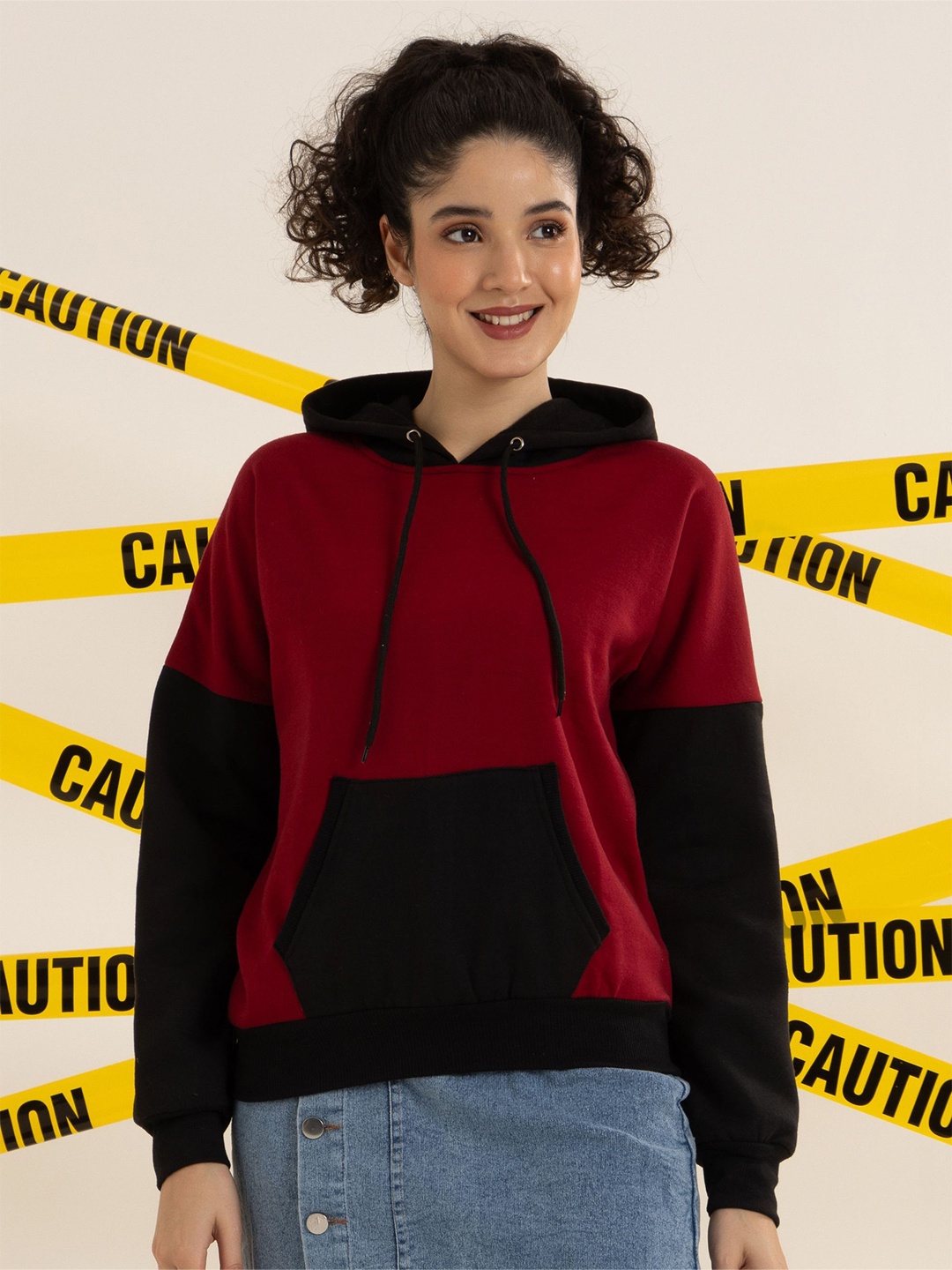

BAESD Women Colourblocked Hooded Sweatshirt, Maroon