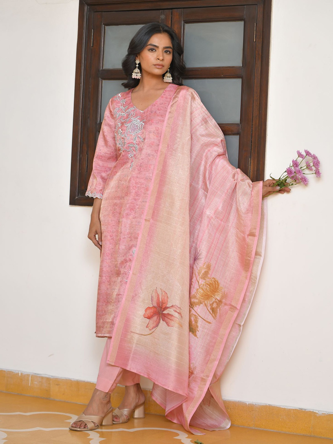 

VAASVA JAIPUR Floral Embroidered V-Neck Pure Silk Straight Kurta With Trouser & Dupatta, Pink