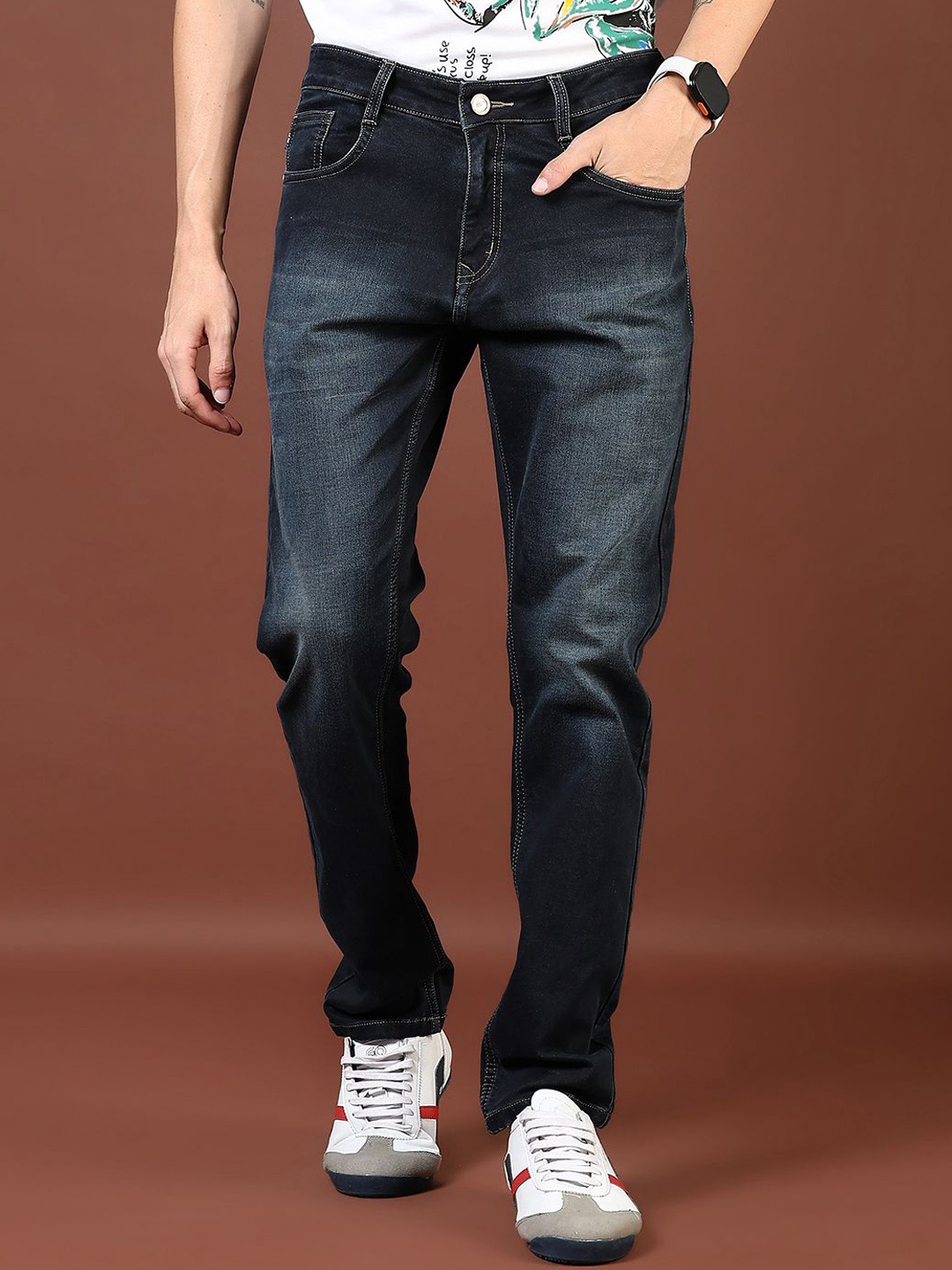 

V-Mart Men Light Fade Jeans, Blue
