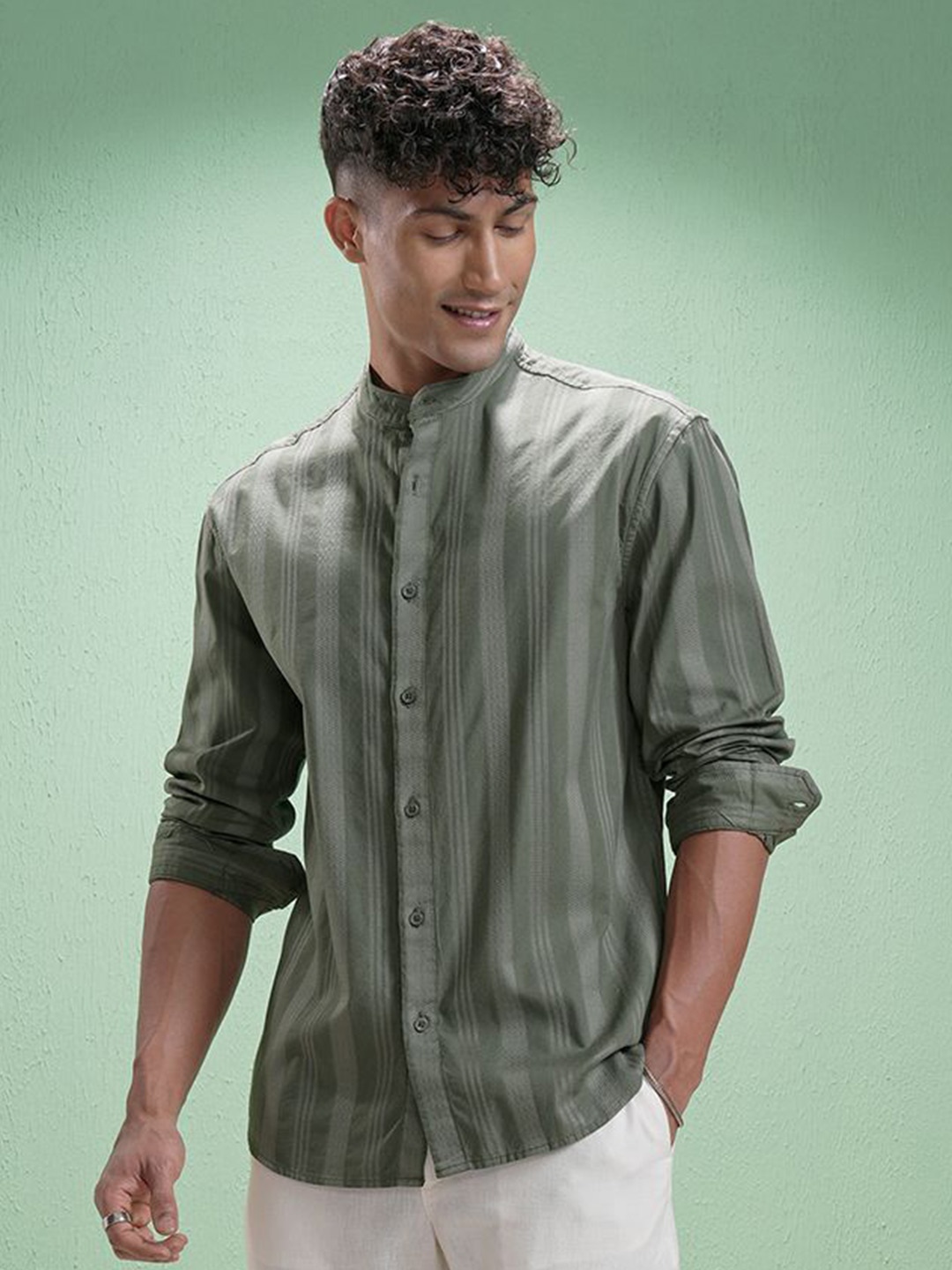 

HIGHLANDER Men Comfort Opaque Casual Shirt, Green