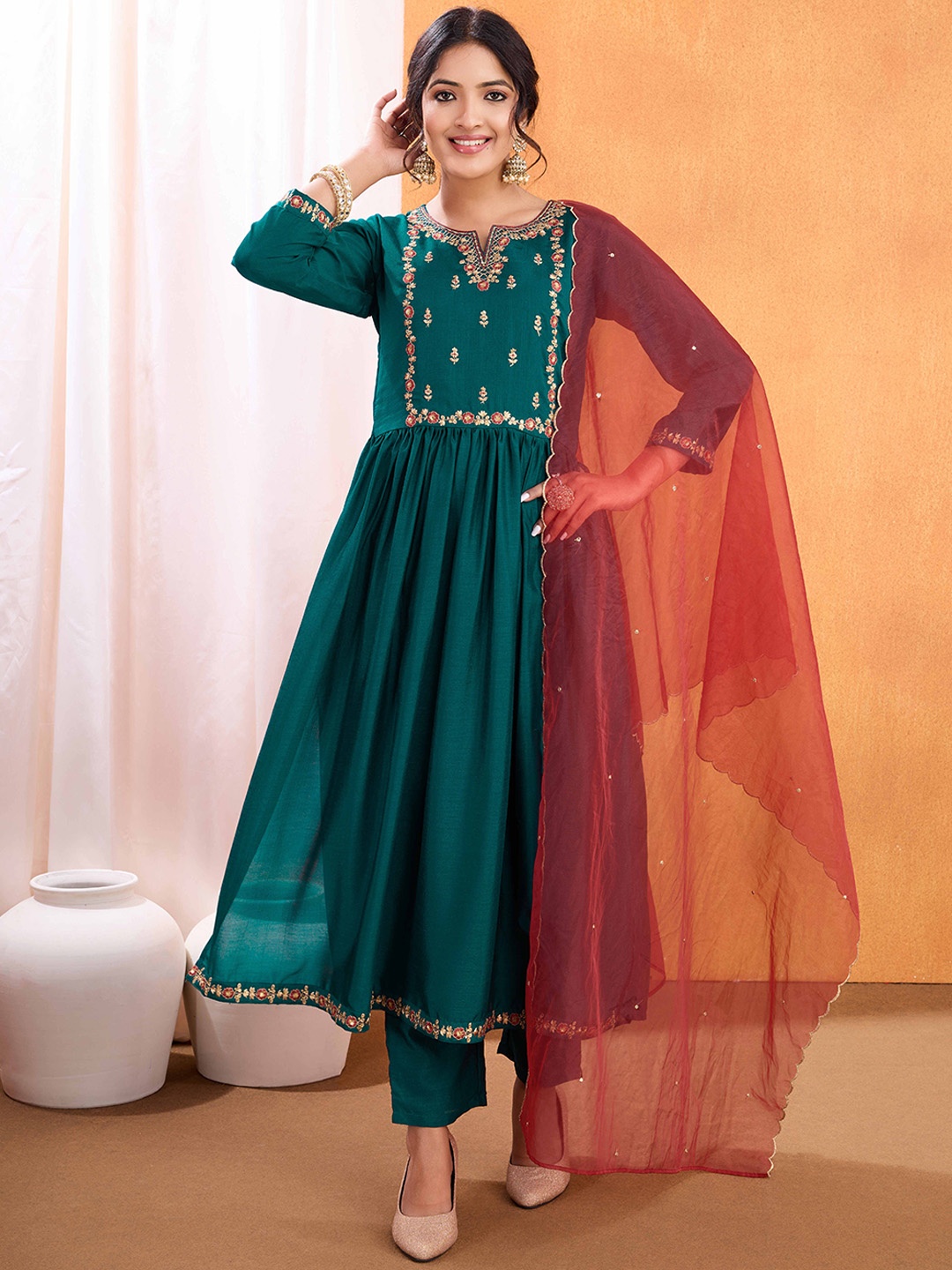 

SUAAC Floral Embroidered Thread Work Anarkali Kurta With Trousers & Dupatta, Teal