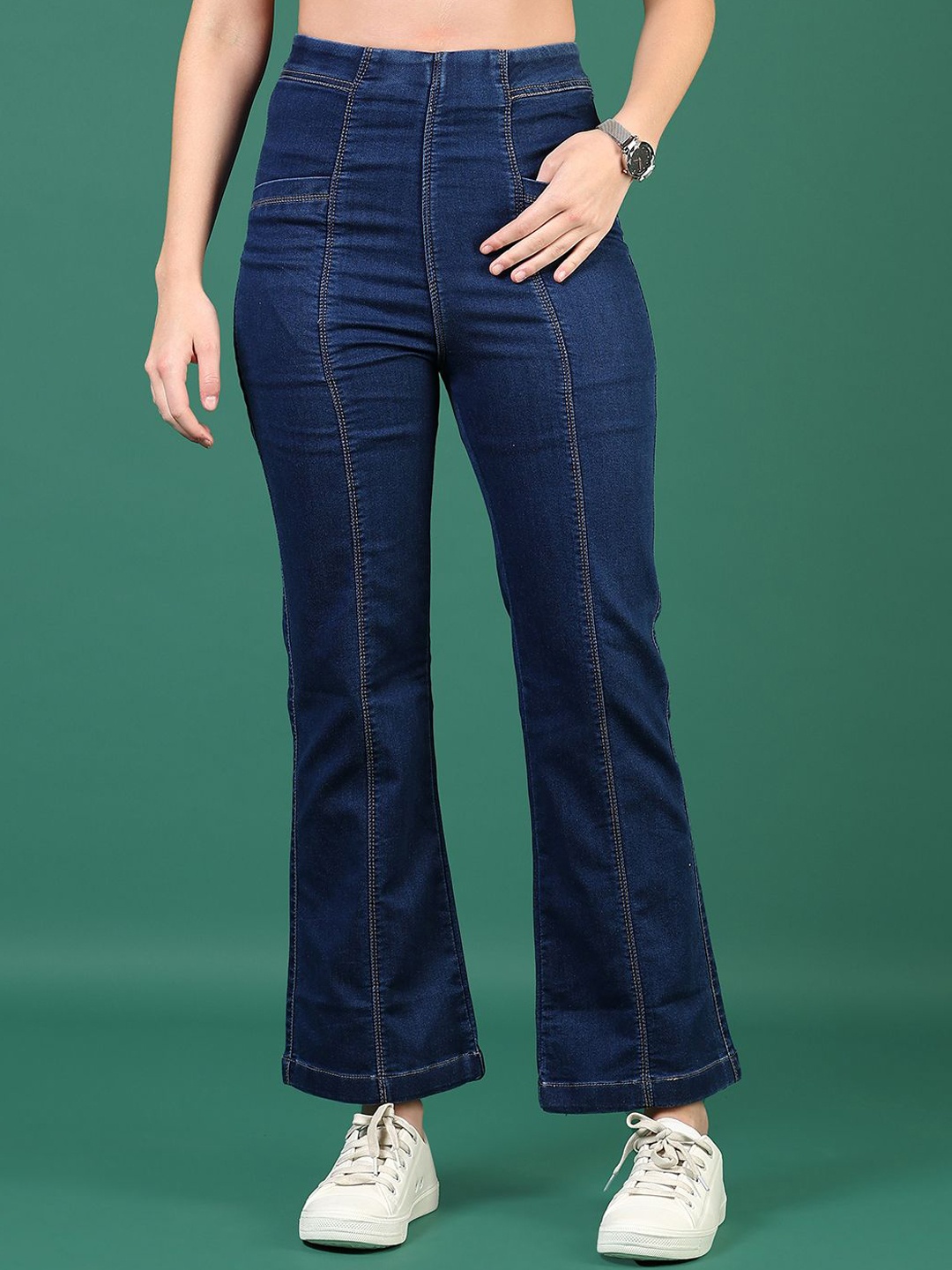 

V-Mart Women Light Fade Jeans, Blue