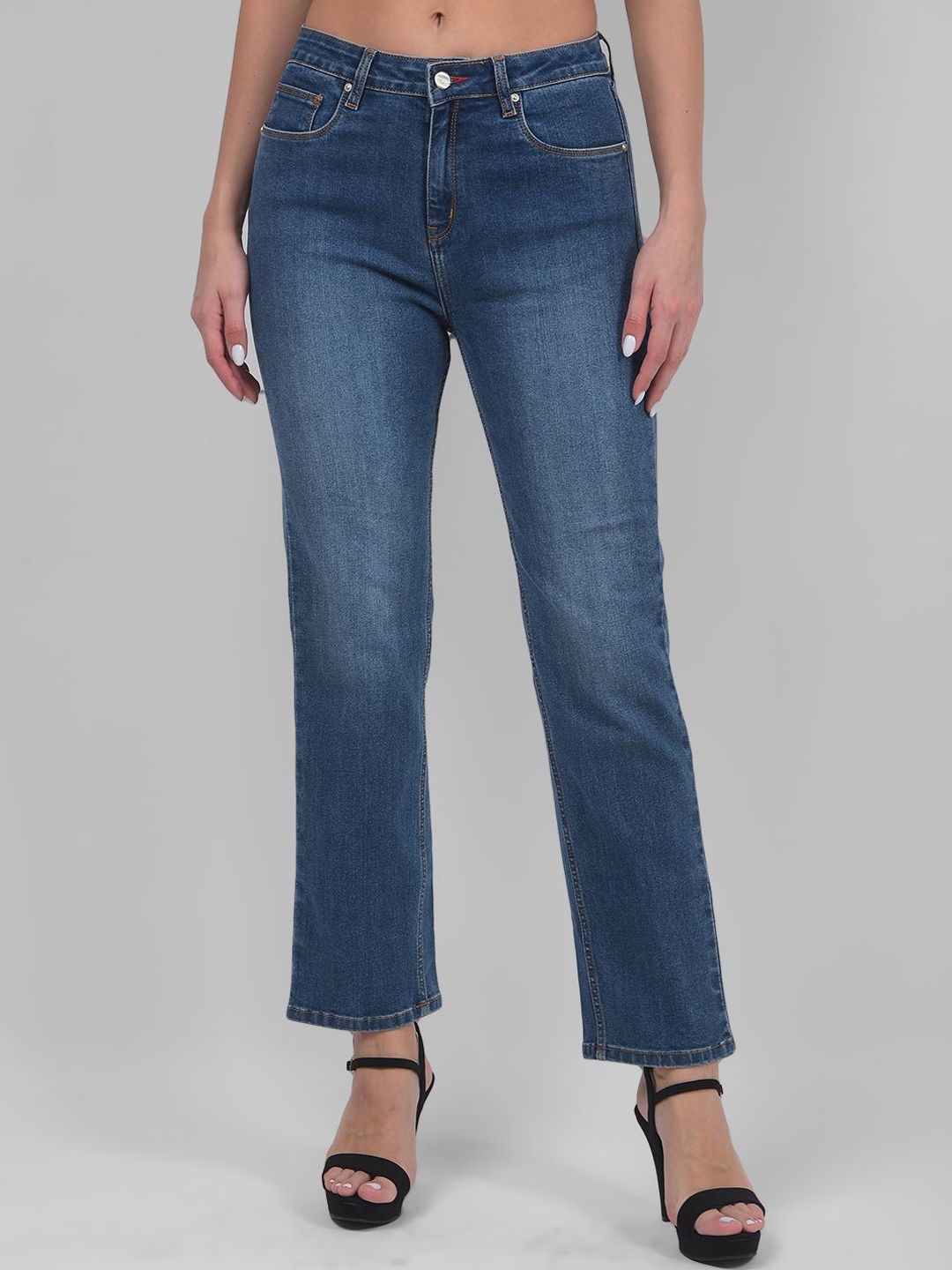 

Numero Uno Women Tapered Fit High-Rise Light Fade Stretchable Jeans, Blue