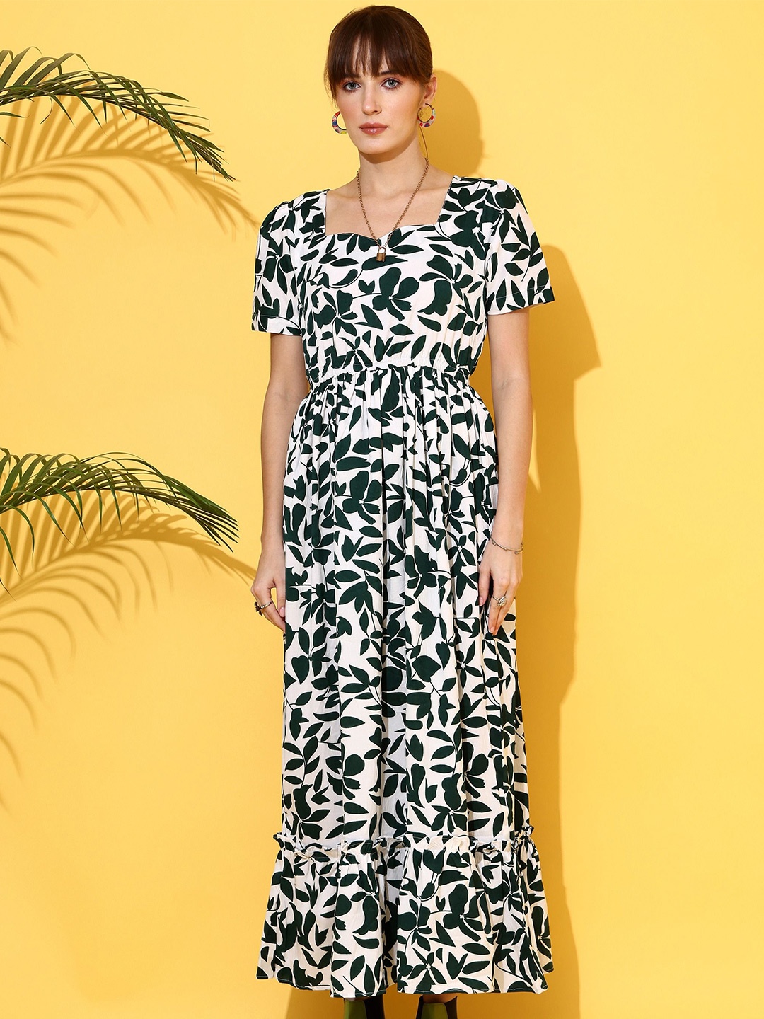 

De La Moda Floral Print Crepe Fit & Flare Maxi Dress, White