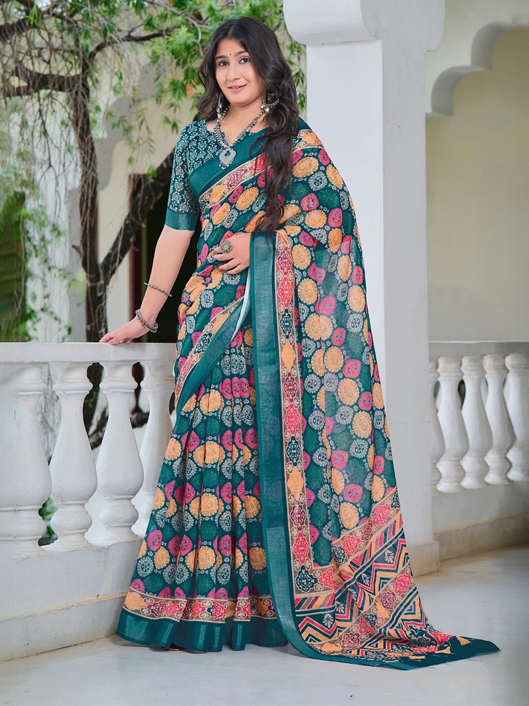 

Iris Floral Pure Cotton Saree, Green