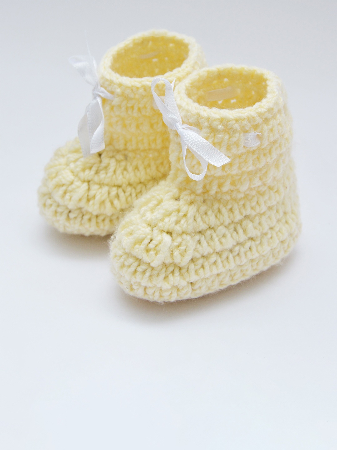 

Love Crochet Art Boys Crochet Booties, Cream