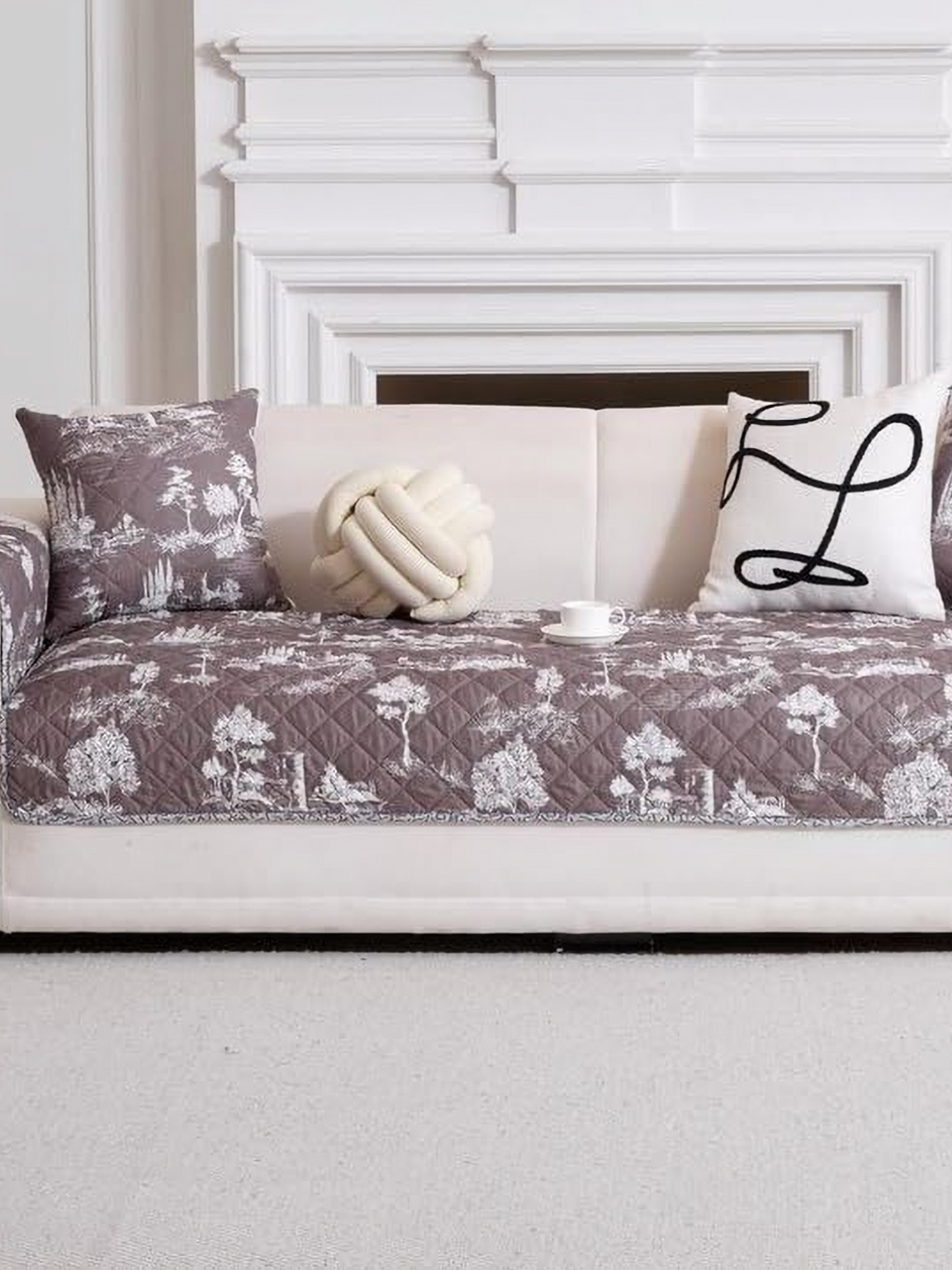 

HomeCloud Grey Printed 3 Seater Waterproof Cotton Sofa Cover
