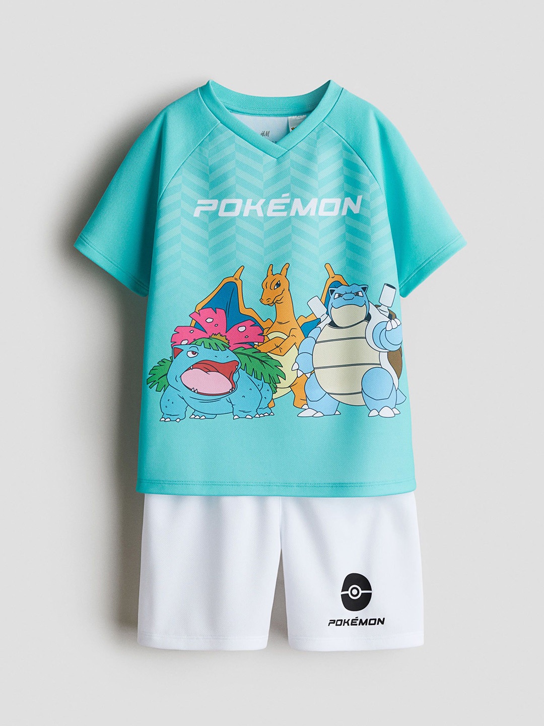 

H&M Boys 2-Piece Football Set, Turquoise blue