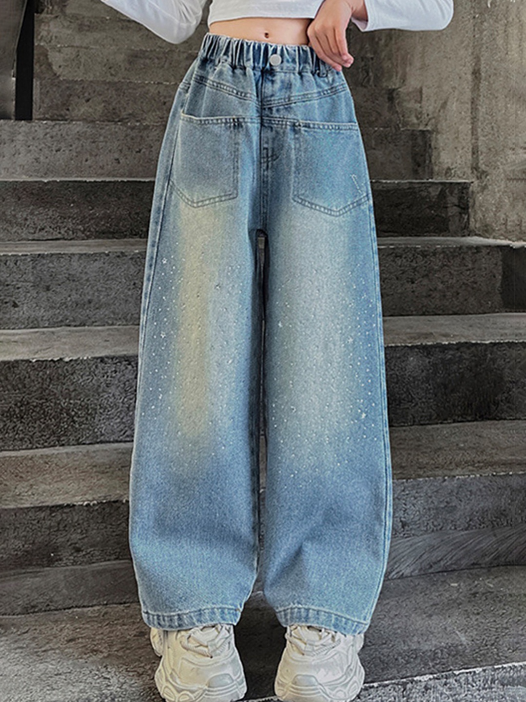 

LULU & SKY Girls Heavy Fade Jeans, Blue