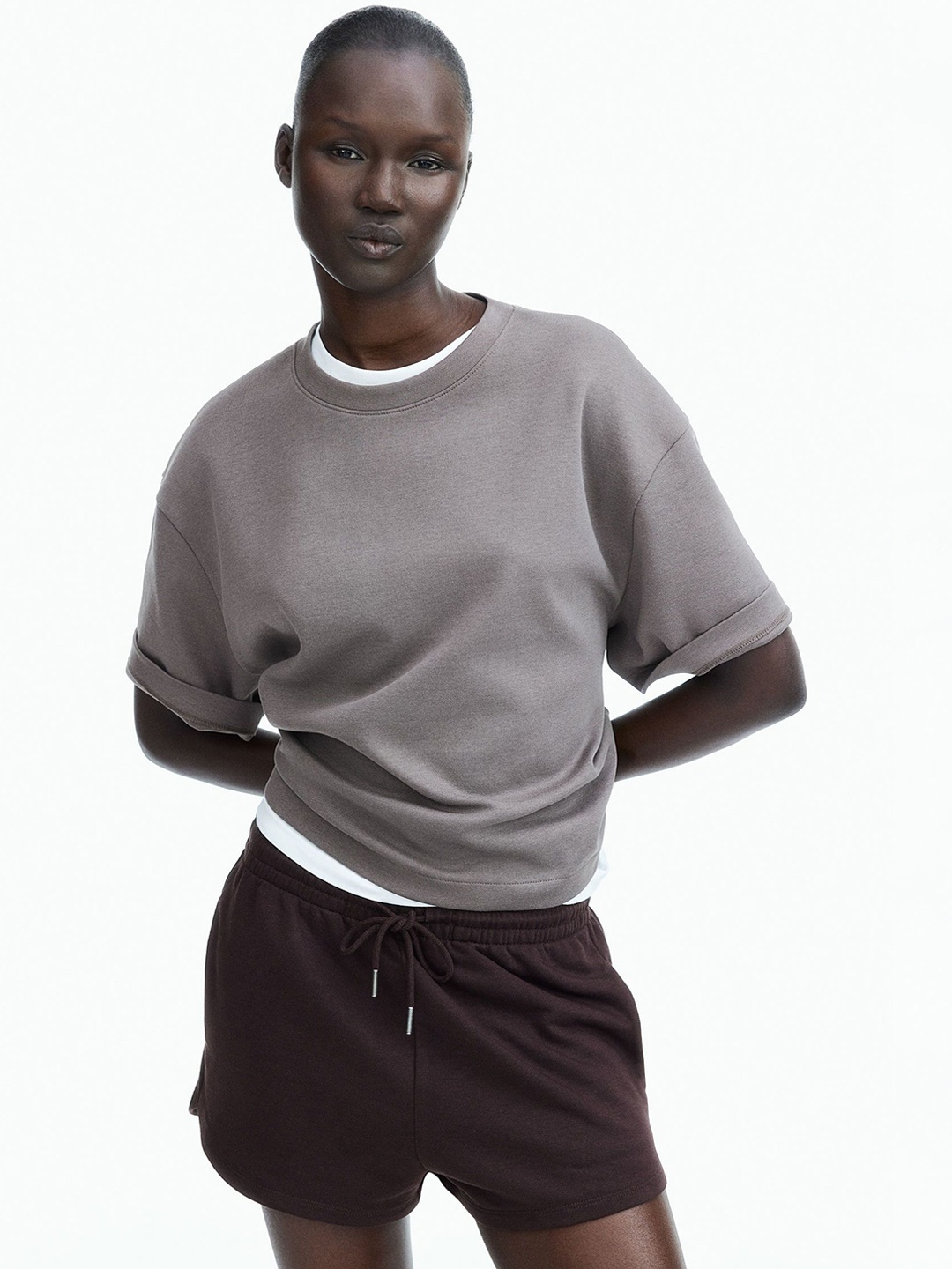 

H&M Sweatshirt Shorts 1152096042, Brown