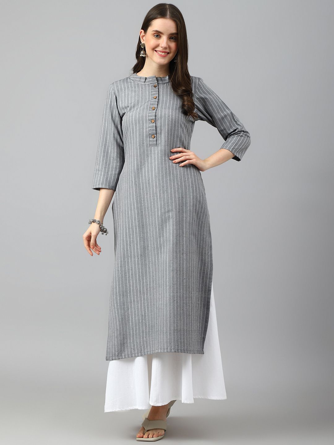 

DIVASTRI Striped Mandarin Collar Straight Cotton Kurta, Grey