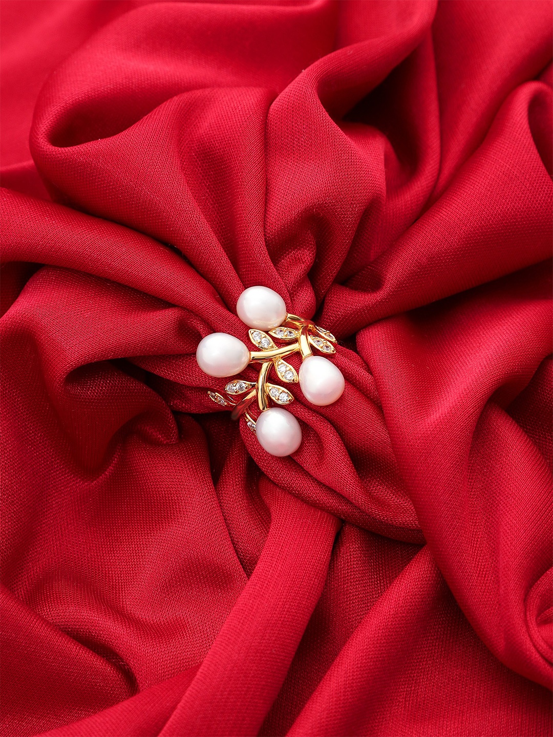 

DIAVO 925 Sterling Silver Gold-Plated Pearl Beaded & Cubic Zirconia Studded Finger Ring