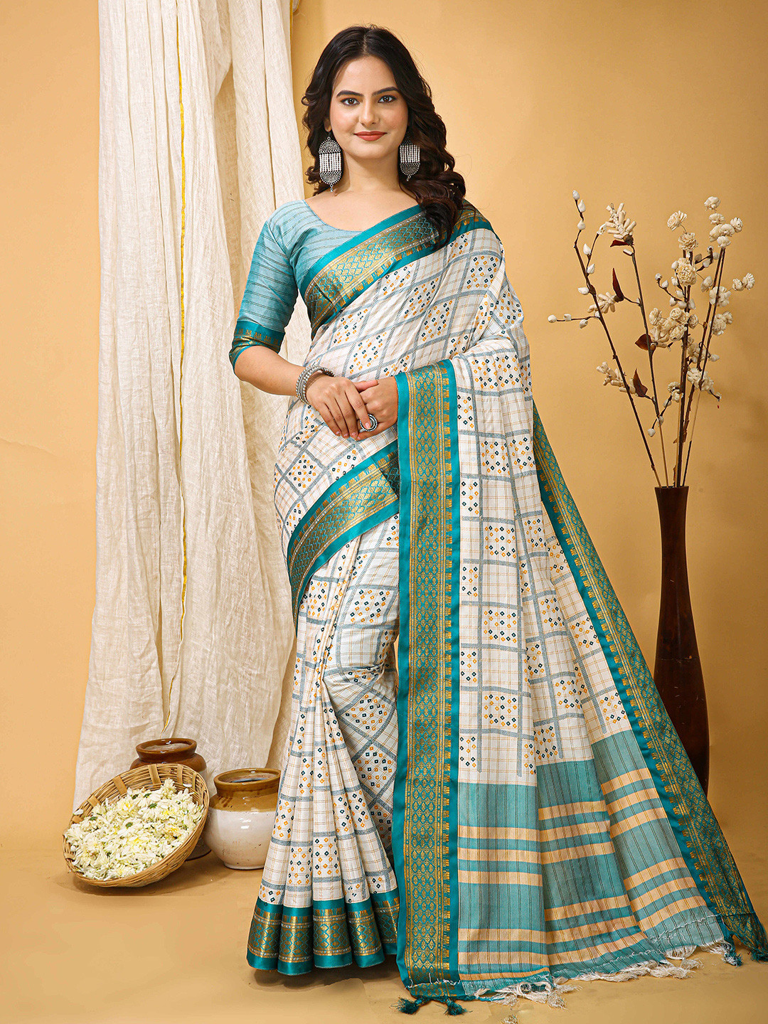 

VEECHIS Woven Design Silk Cotton Saree, Blue