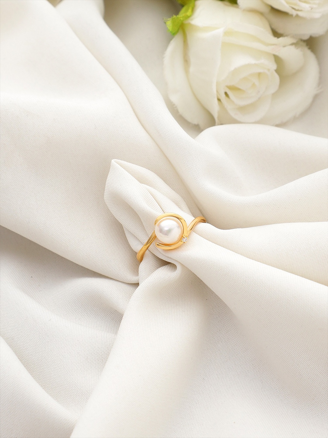 

DIAVO 925 Sterling Silver Gold-Plated Pearls Beaded Finger Ring