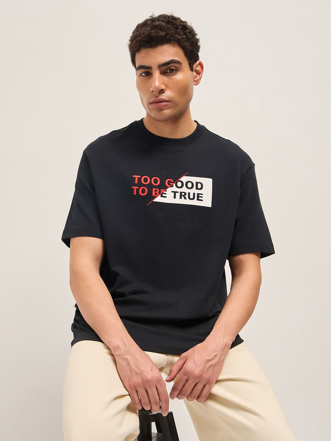 

THE BEAR HOUSE Men Drop-Shoulder Sleeves T-shirt, Black
