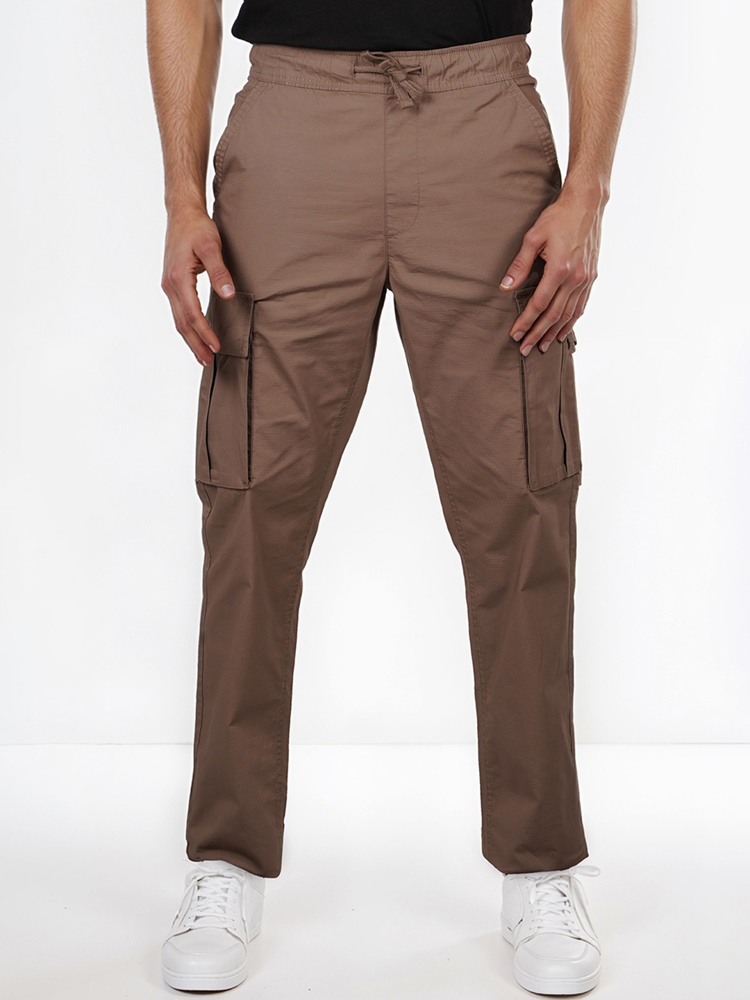 

Celio Men Regular Fit Cargos Trousers, Brown