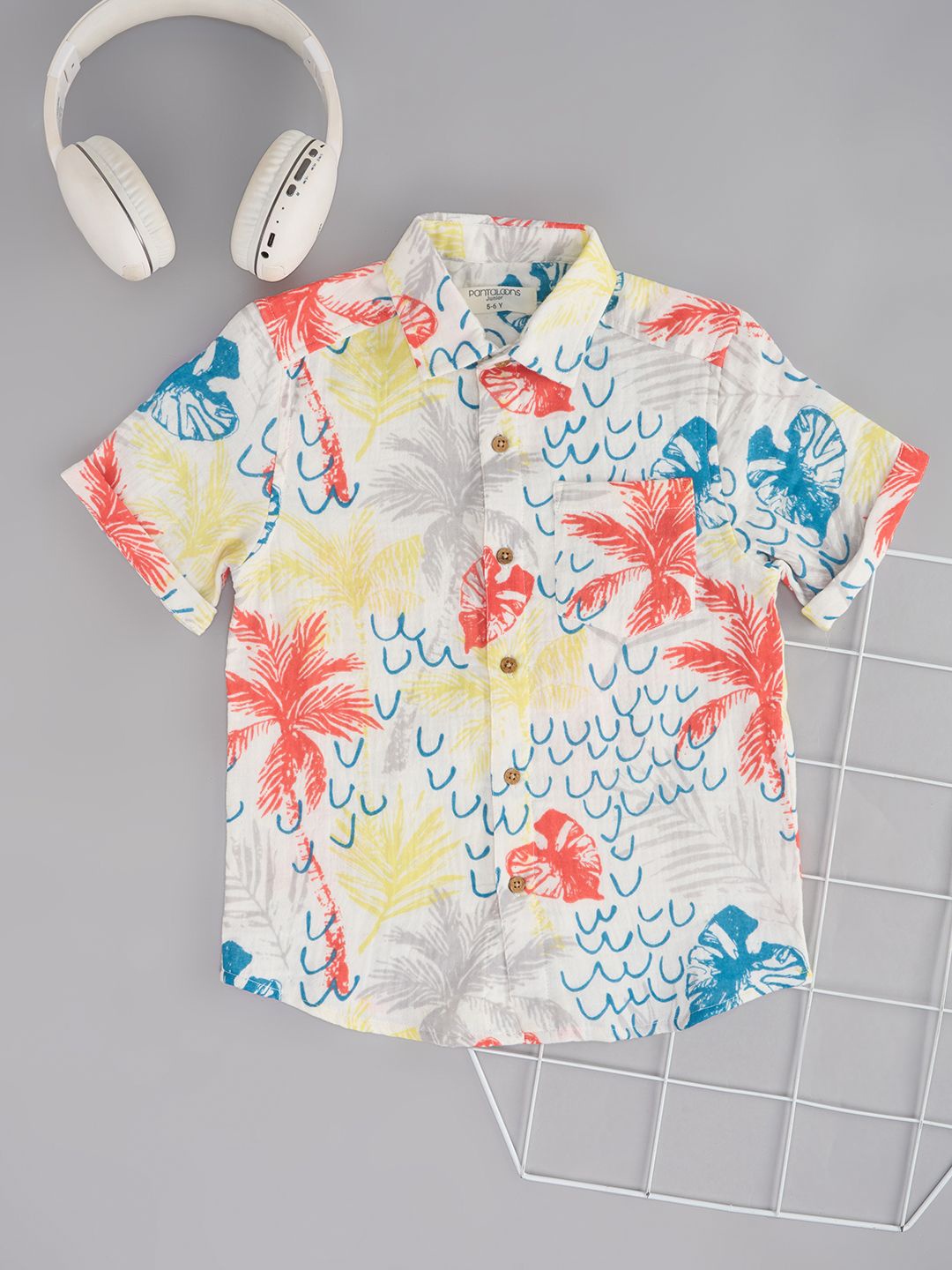 

Pantaloons Junior Boys Floral Opaque Printed Casual Shirt, Off white